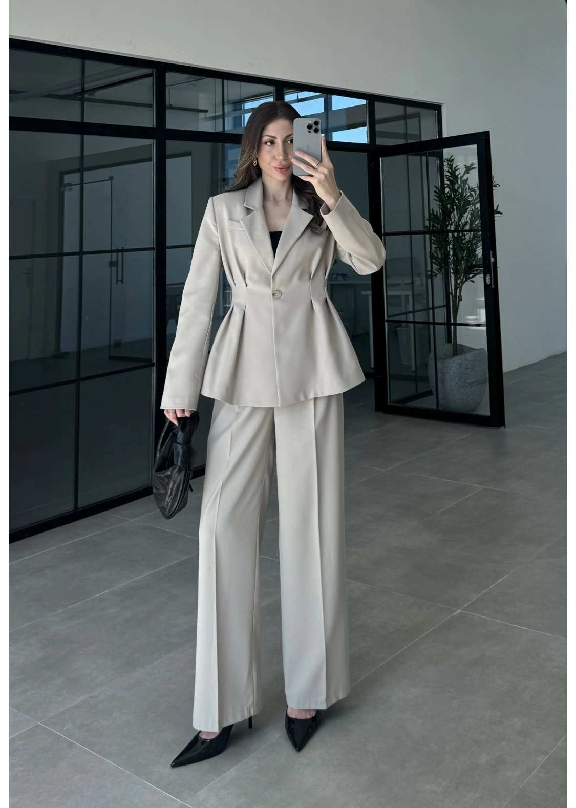 Pilili Belden Oturmalı Taş Blazer Takım