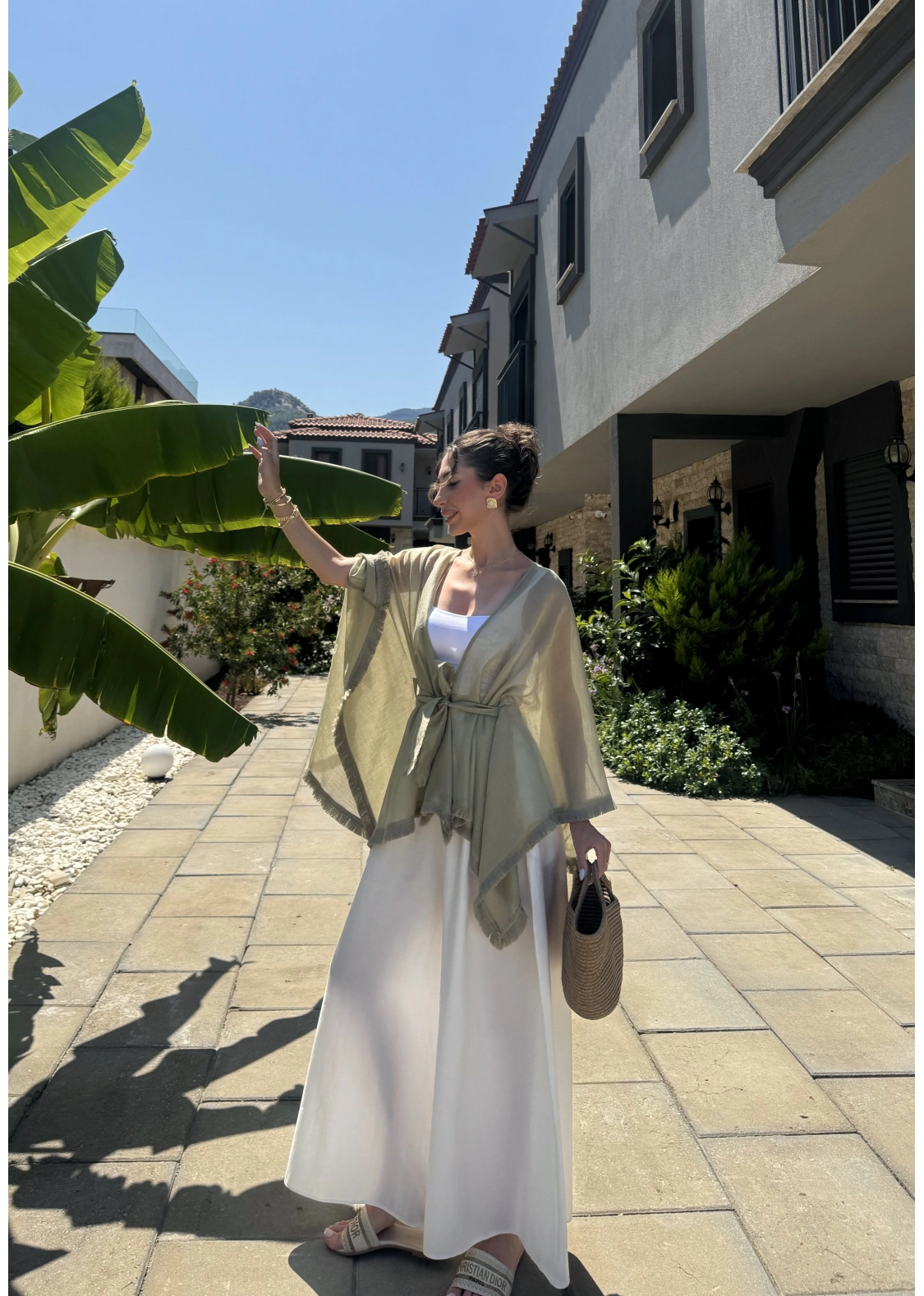 Püsküllü Kuşaklı Adaçayı Yeşili Kimono