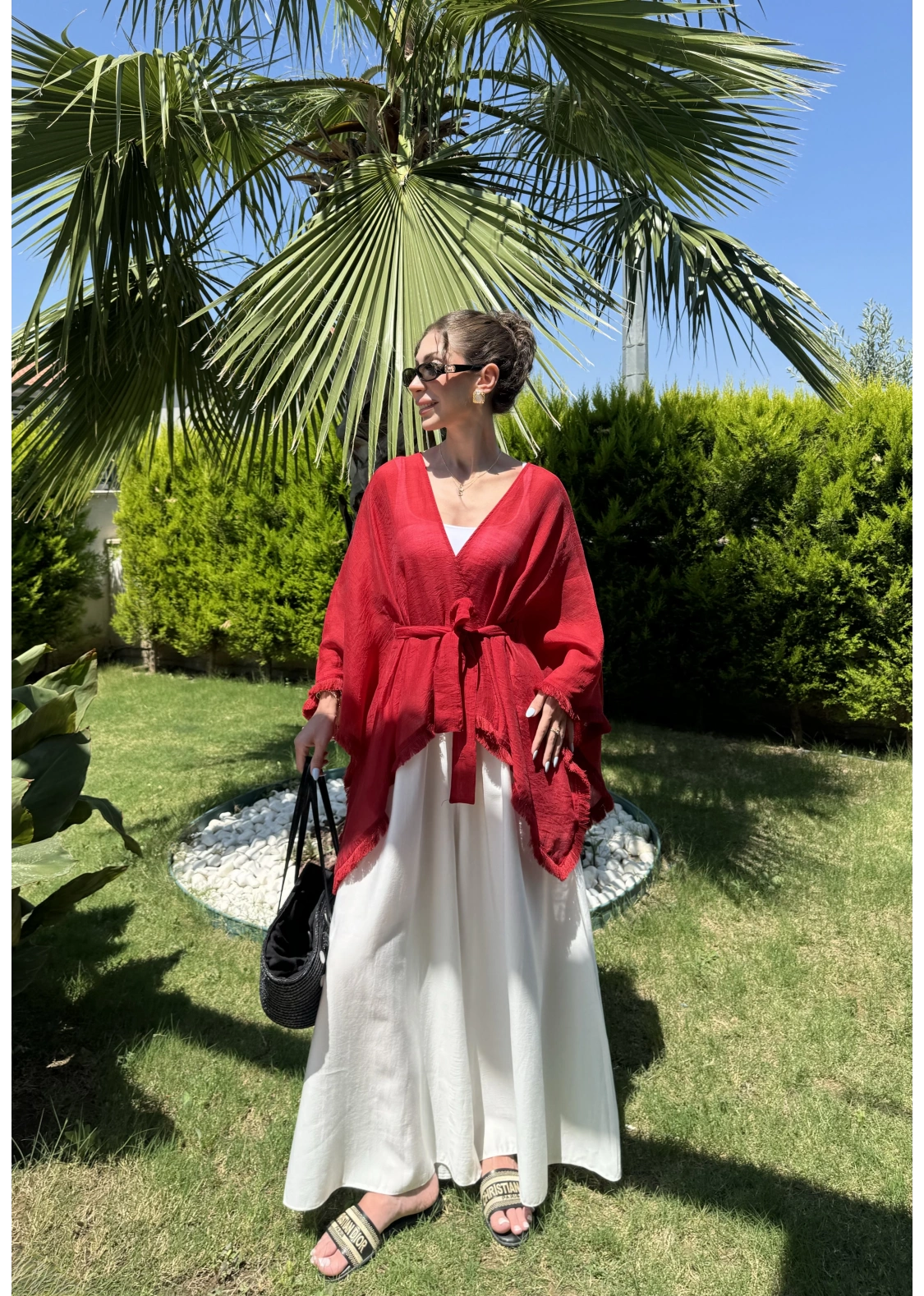 Püsküllü Kuşaklı Kırmızı Kimono