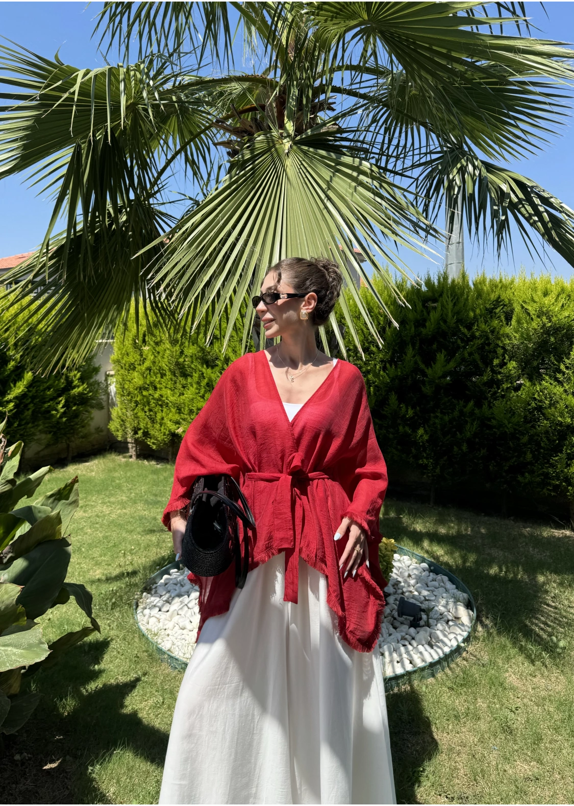 Püsküllü Kuşaklı Kırmızı Kimono