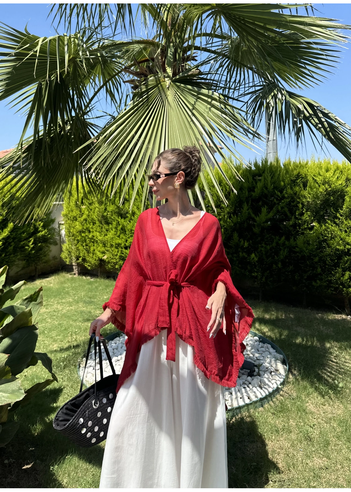 Püsküllü Kuşaklı Kırmızı Kimono