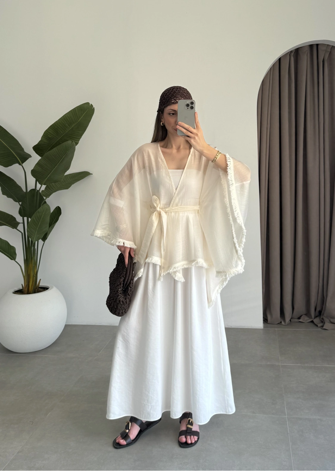 Püsküllü Kuşaklı Taş Kimono