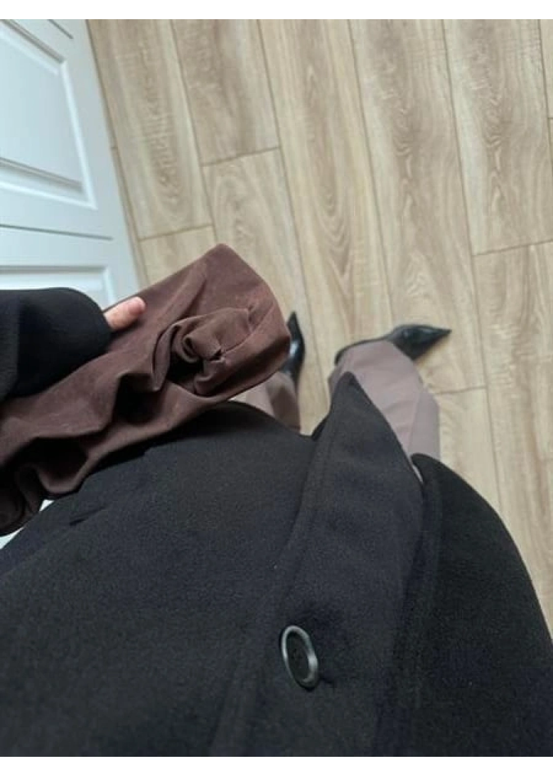 Şal Atkılı Siyah Kaşe Ceket