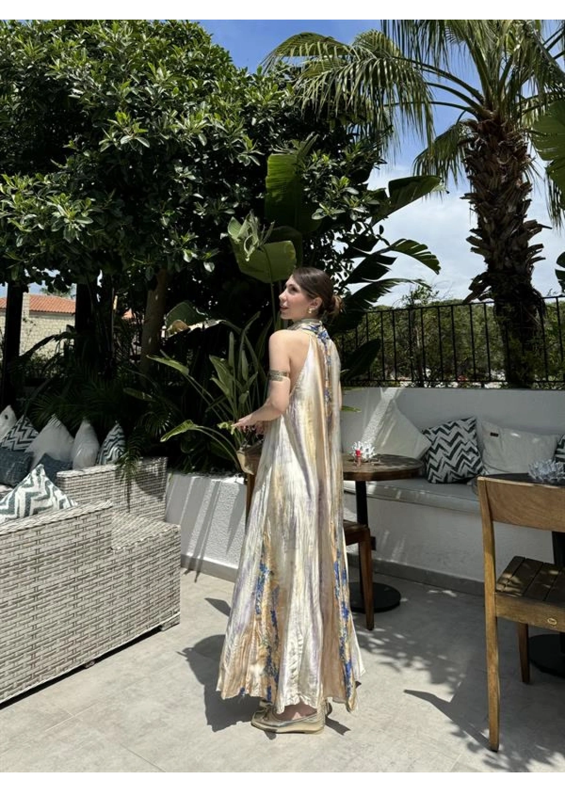 Saten Geçişli Mng Uzun Elbise
