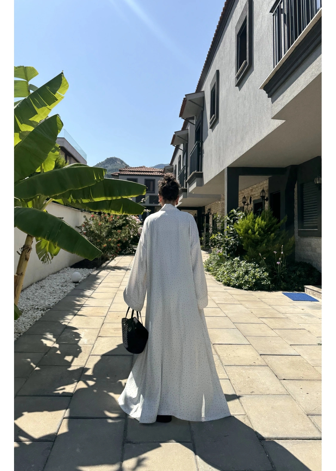 Saten Puantiyeli Uzun Beyaz Kimono