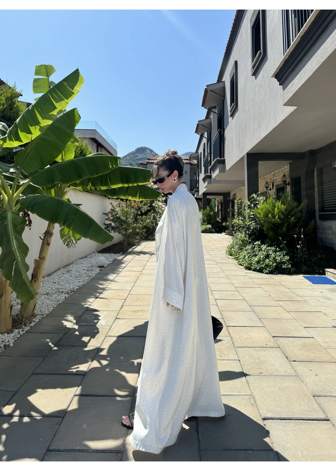 Saten Puantiyeli Uzun Beyaz Kimono
