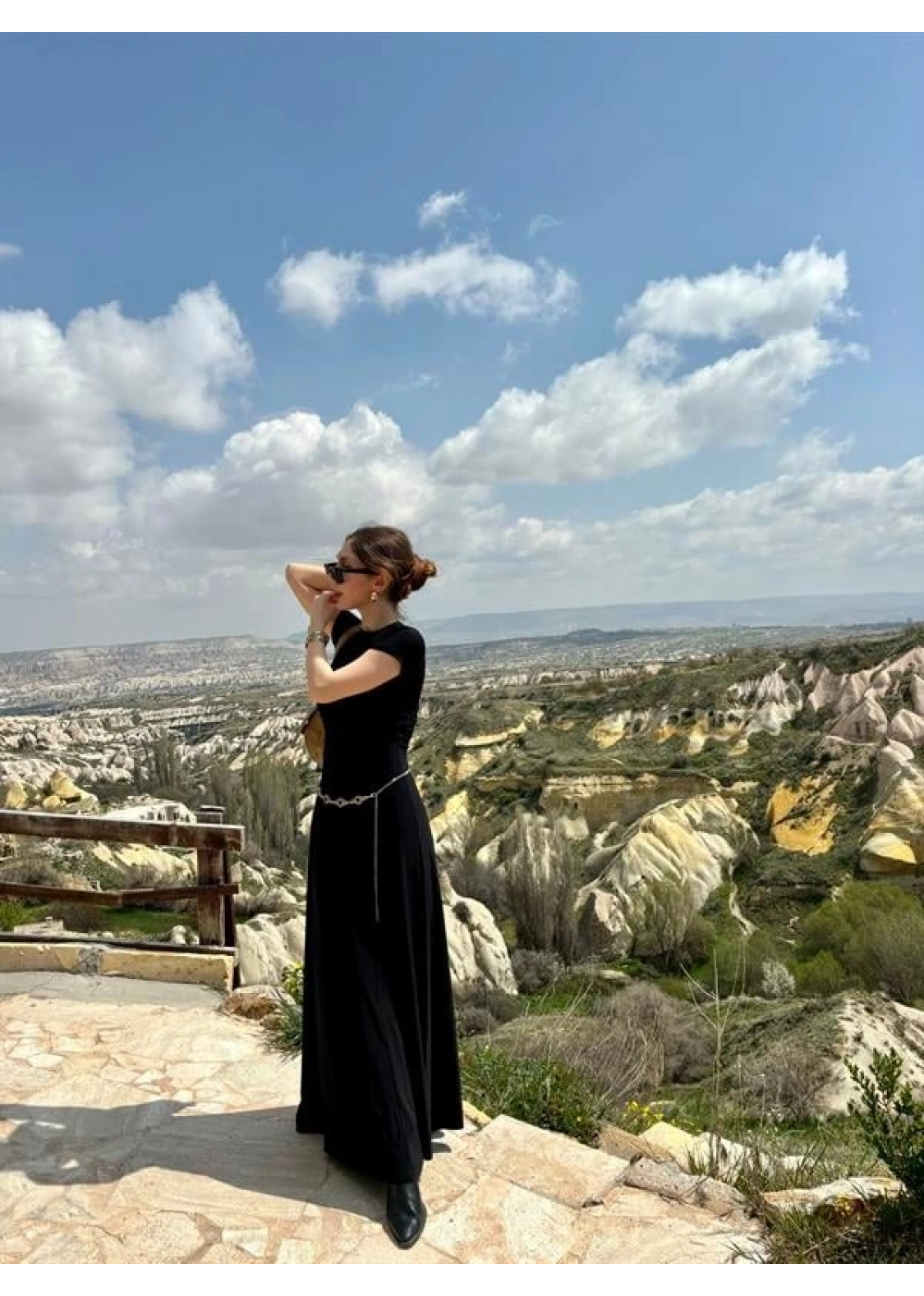 Siyah Geniş Etekli Uzun Basic Elbise