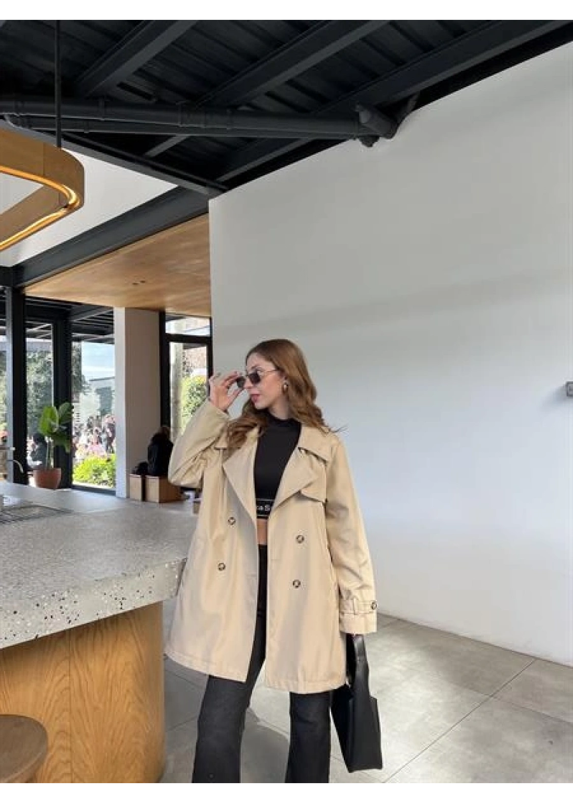 Stradi Model Kısa Taş Astarlı Trençkot