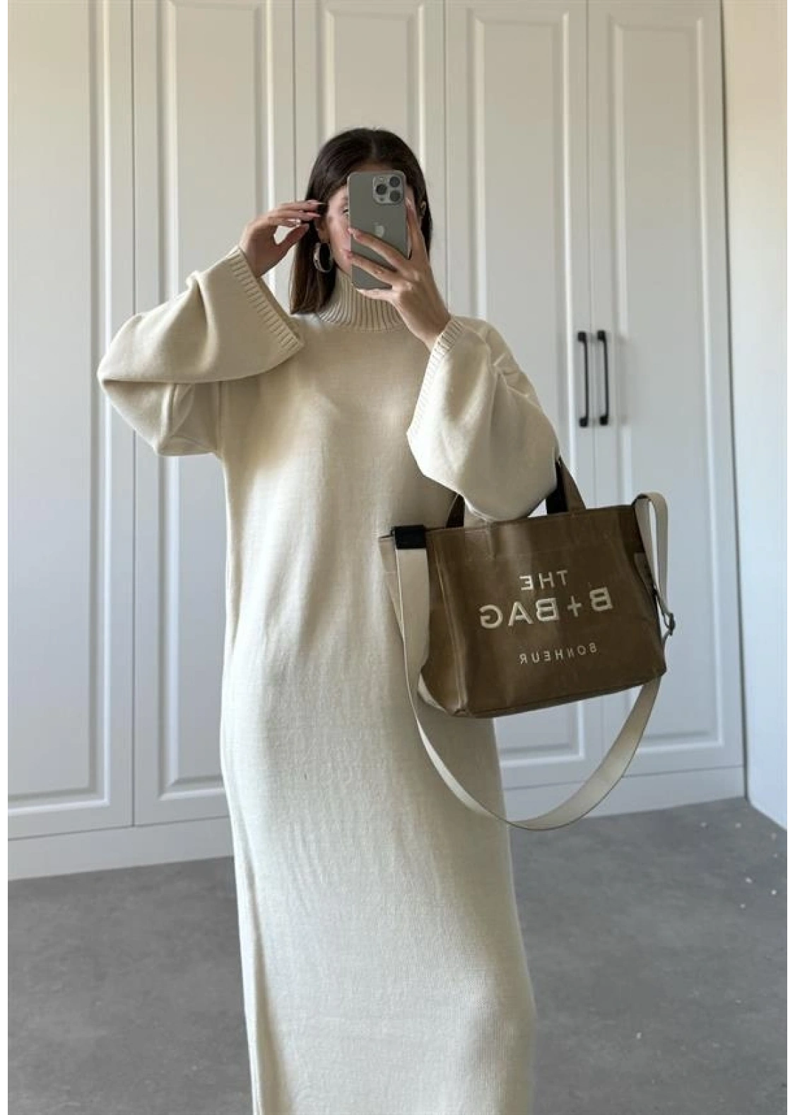 Taş Dik Yaka Oversize Triko Elbise