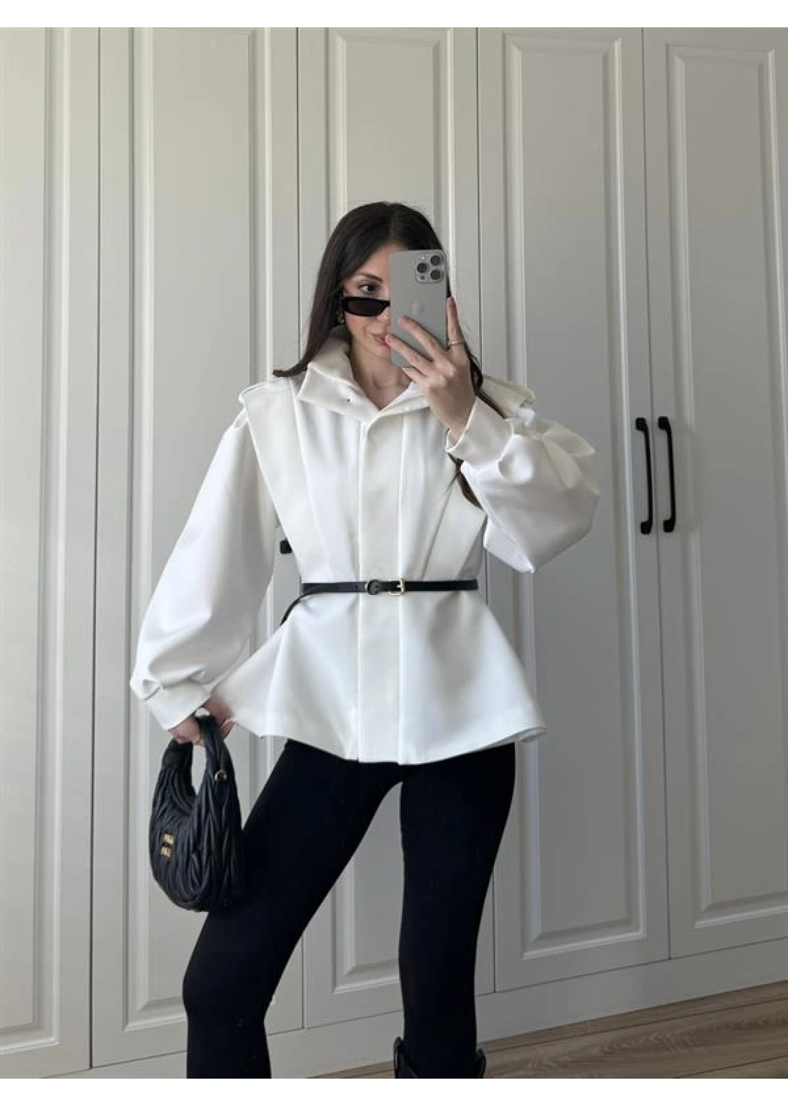 Tasarım Kemerli Duble Beyaz Trenç Ceket