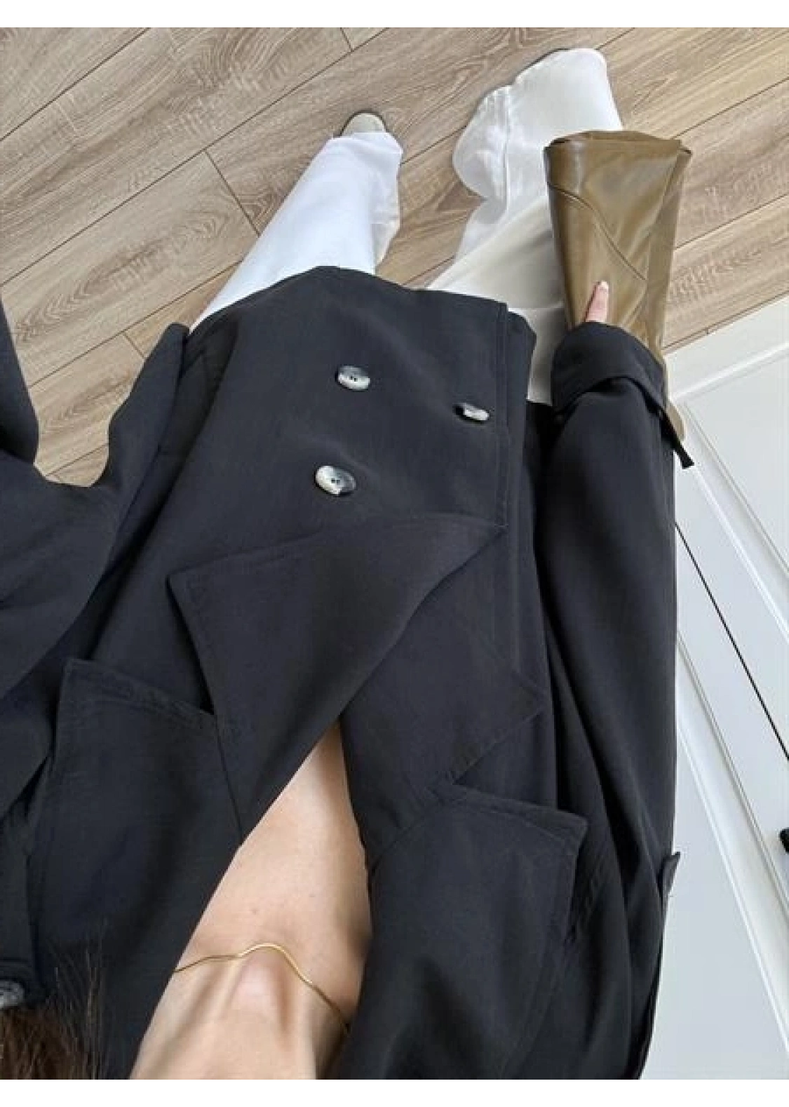 Tensel Oversize Siyah Kısa Trençkot