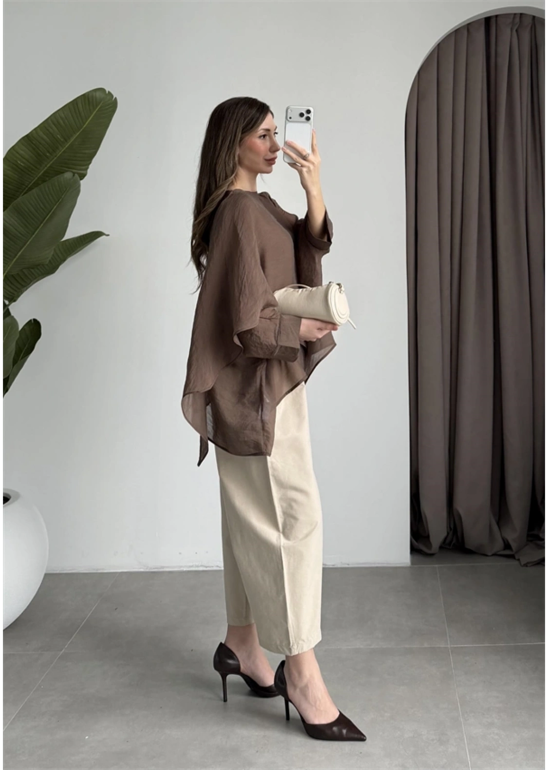 Uçuşan Pelerin Kahve Tül Bluz