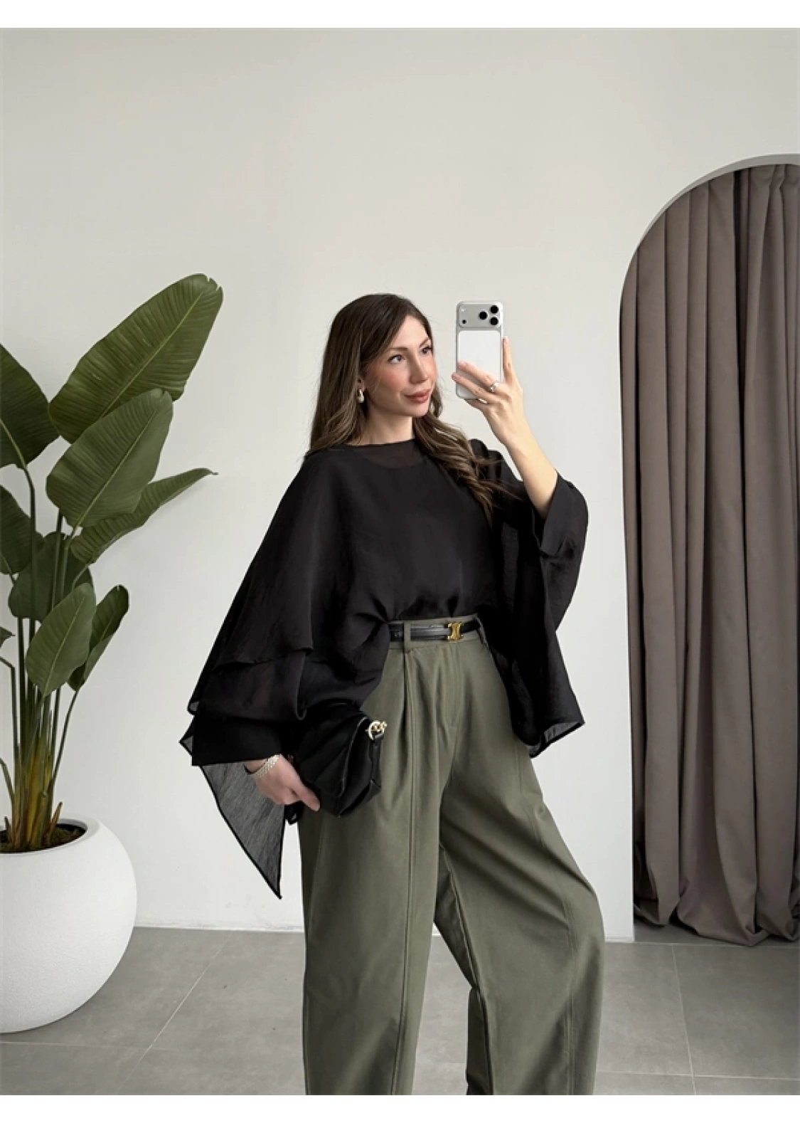 Uçuşan Pelerin Siyah Tül Bluz