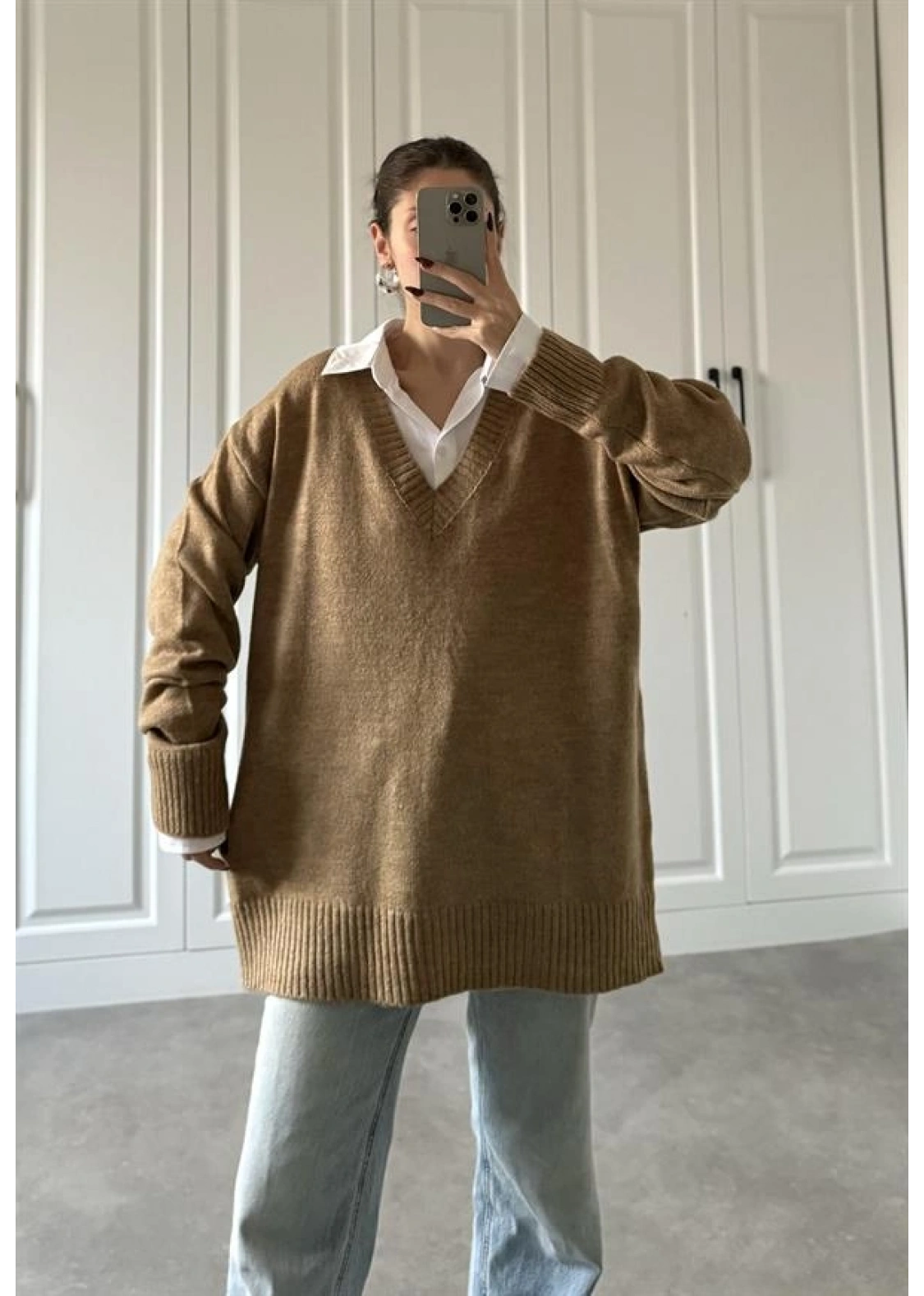 V Yaka Oversize Camel Triko Kazak