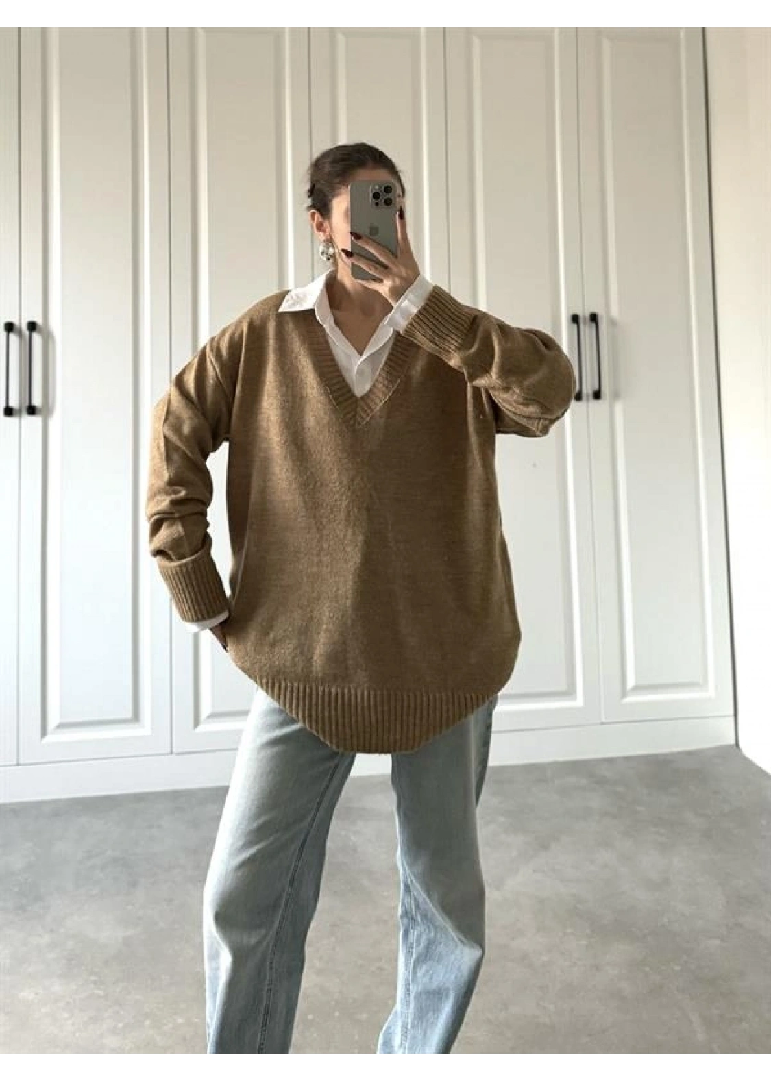 V Yaka Oversize Camel Triko Kazak