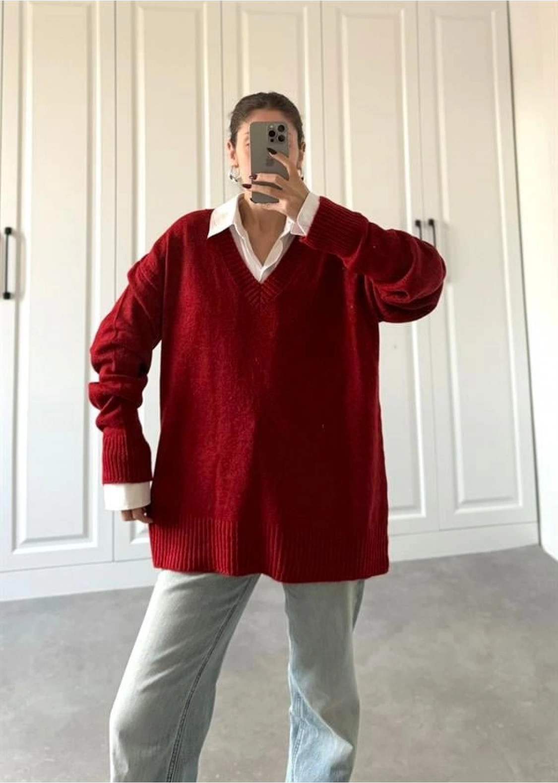 V Yaka Oversize Kırmızı Triko Kazak