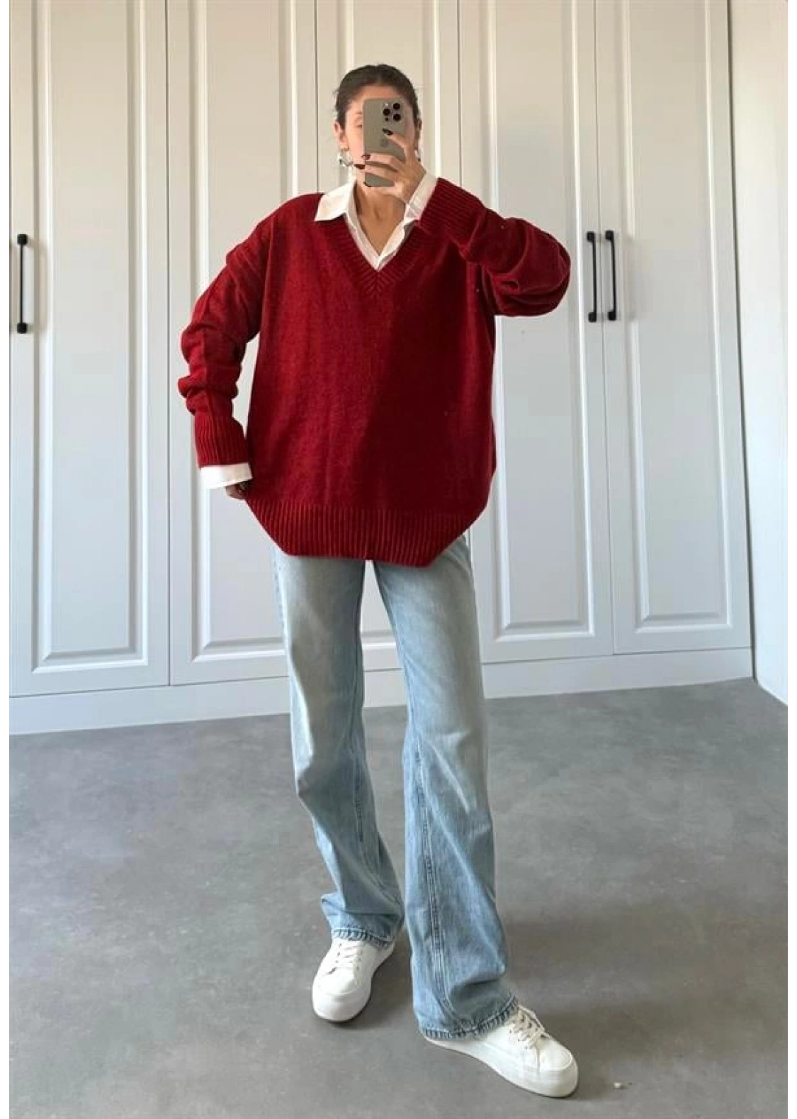 V Yaka Oversize Kırmızı Triko Kazak