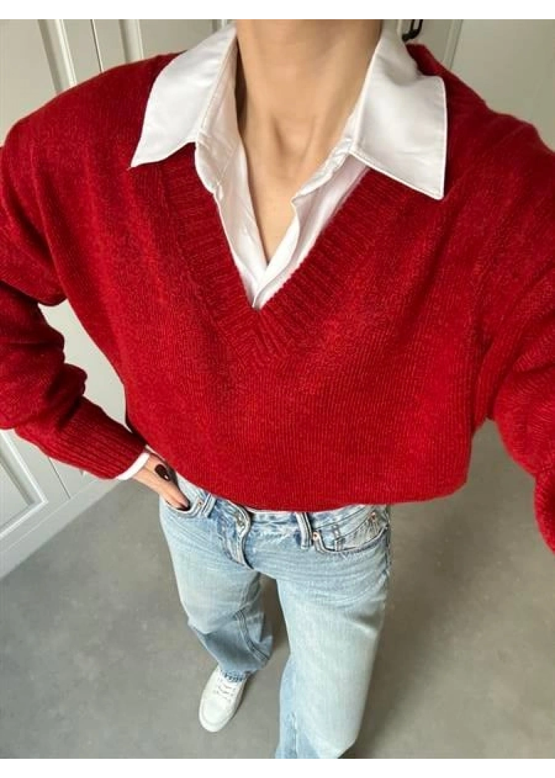 V Yaka Oversize Kırmızı Triko Kazak