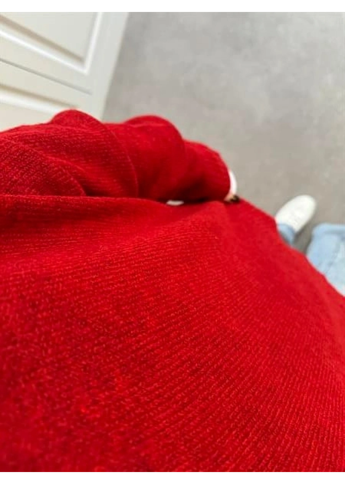 V Yaka Oversize Kırmızı Triko Kazak