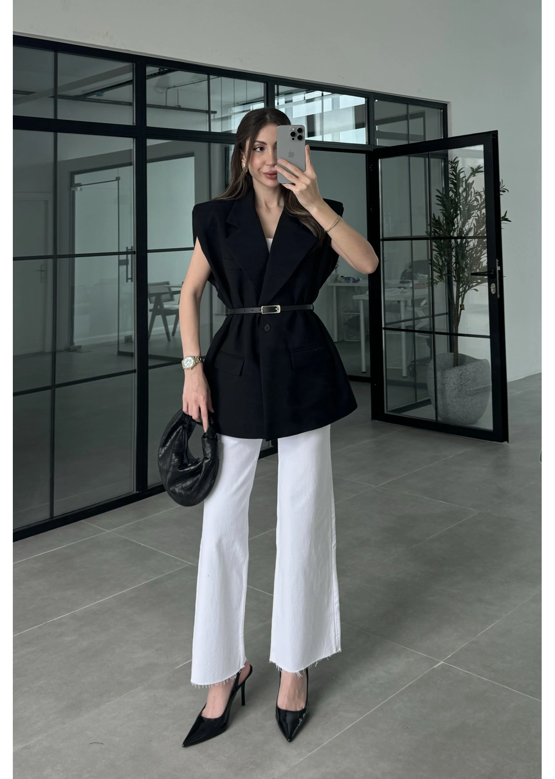 Vatkalı Kemerli Siyah Premium Yelek