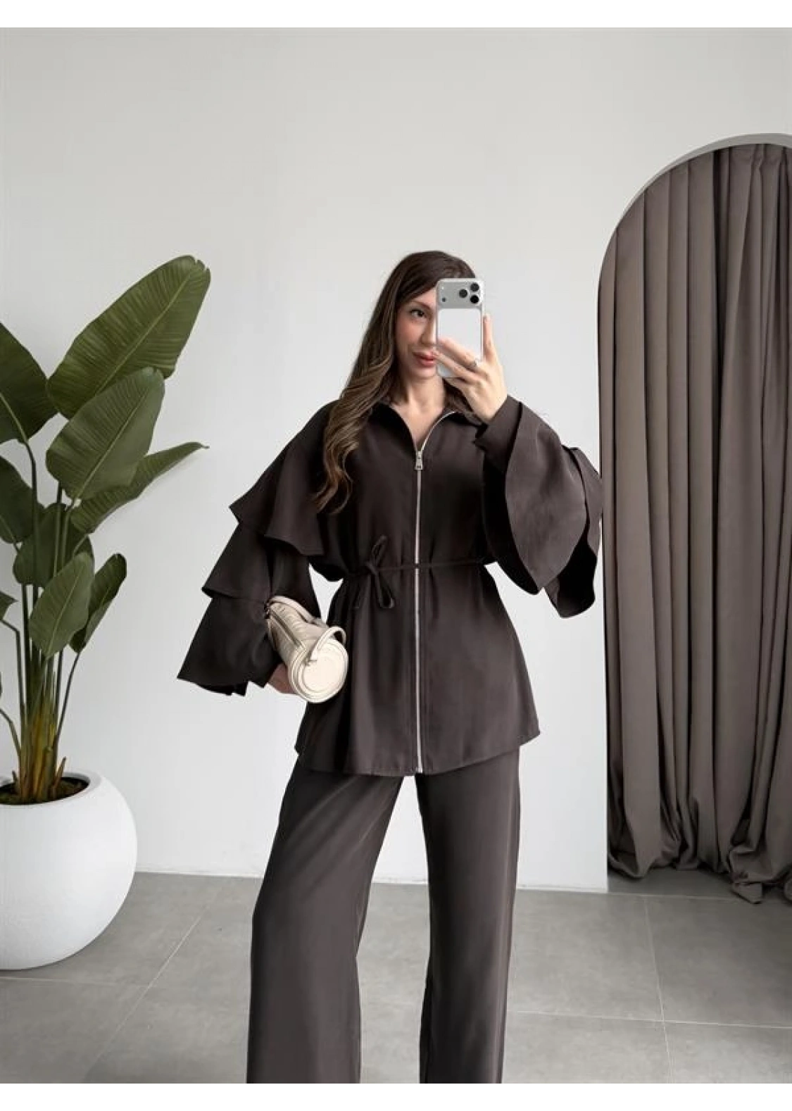 Volan Kol Detaylı Kahve Takım