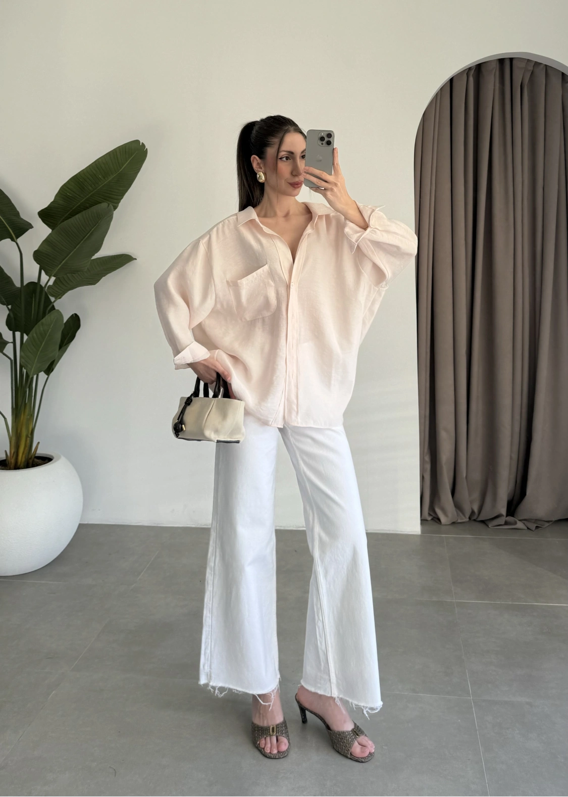 Yavruağzı Oversize Tensel Gömlek