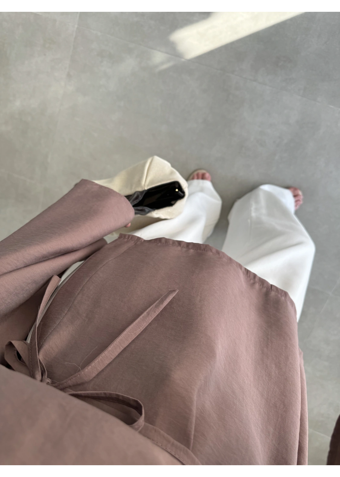 Yırtmaçlı Kuşaklı Tensel Cappuccino Tunik