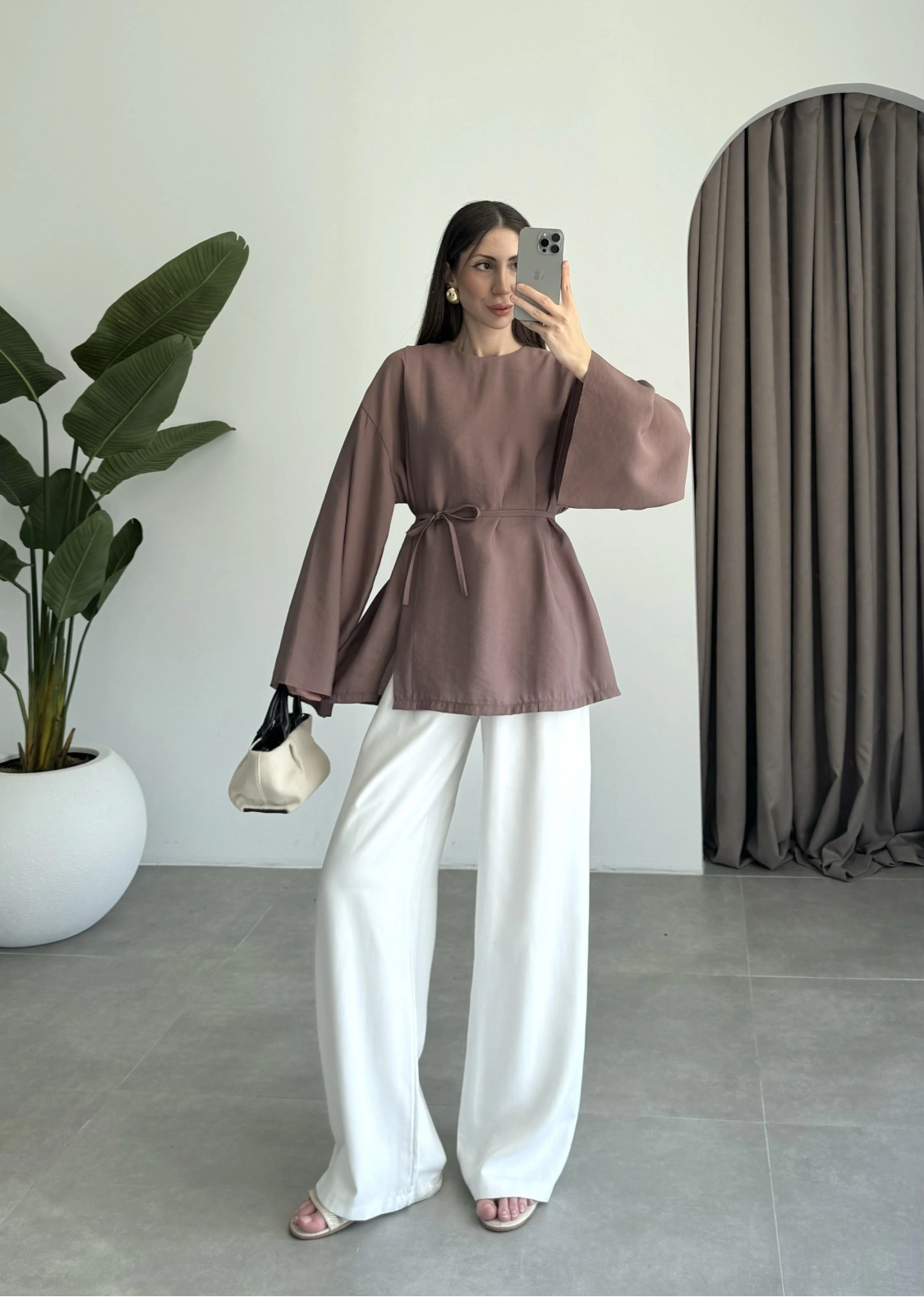 Yırtmaçlı Kuşaklı Tensel Cappuccino Tunik