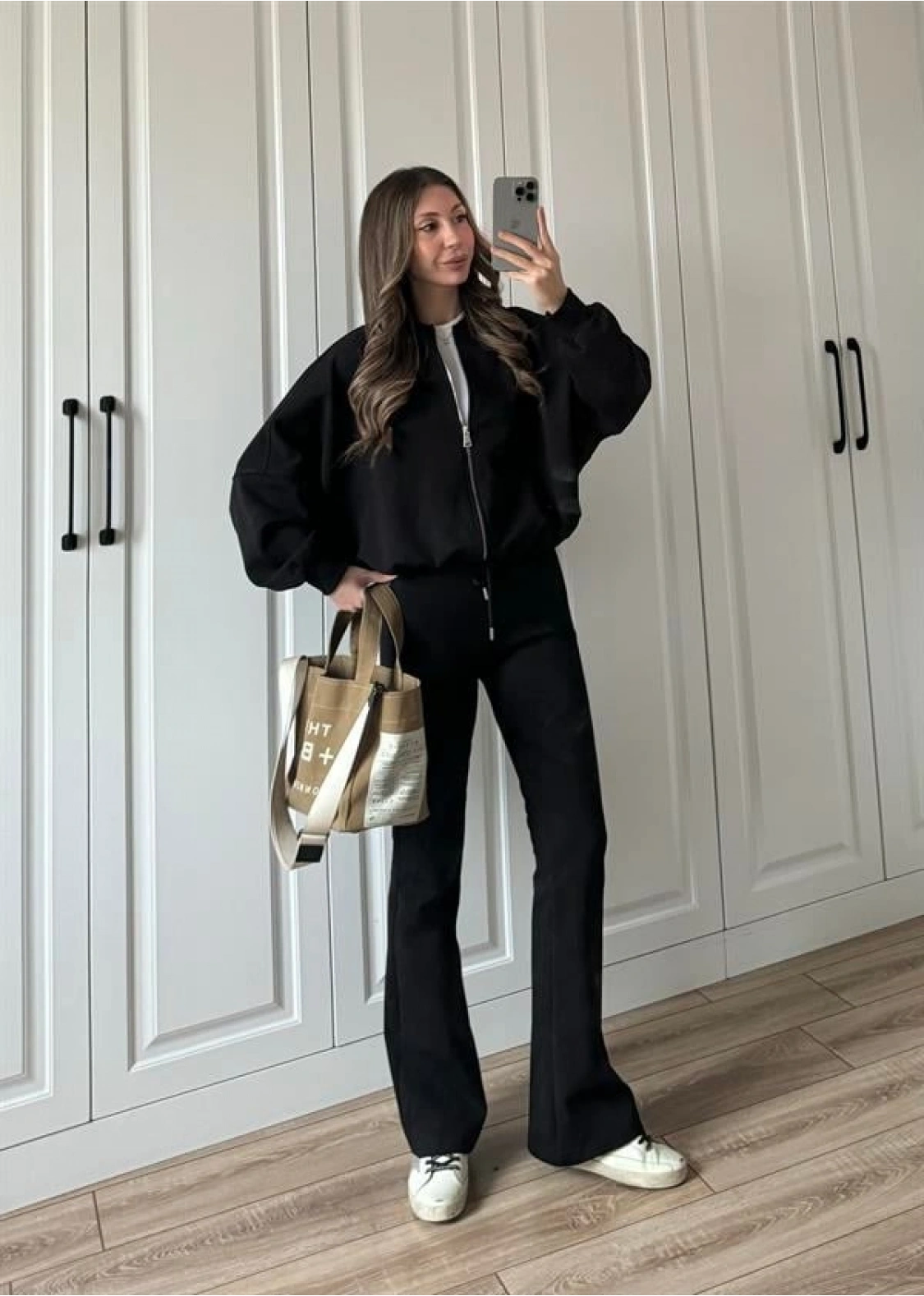 Zr Model İspanyol Paça Siyah Eşofman Takımı