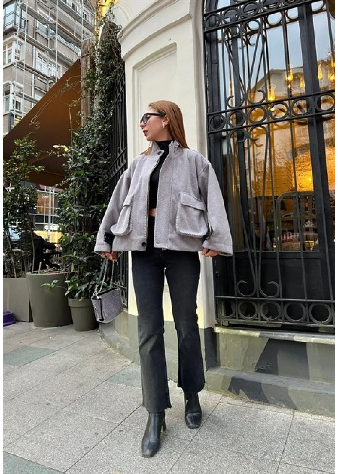 ZR MODEL SİYAH KESİK PAÇA JEAN