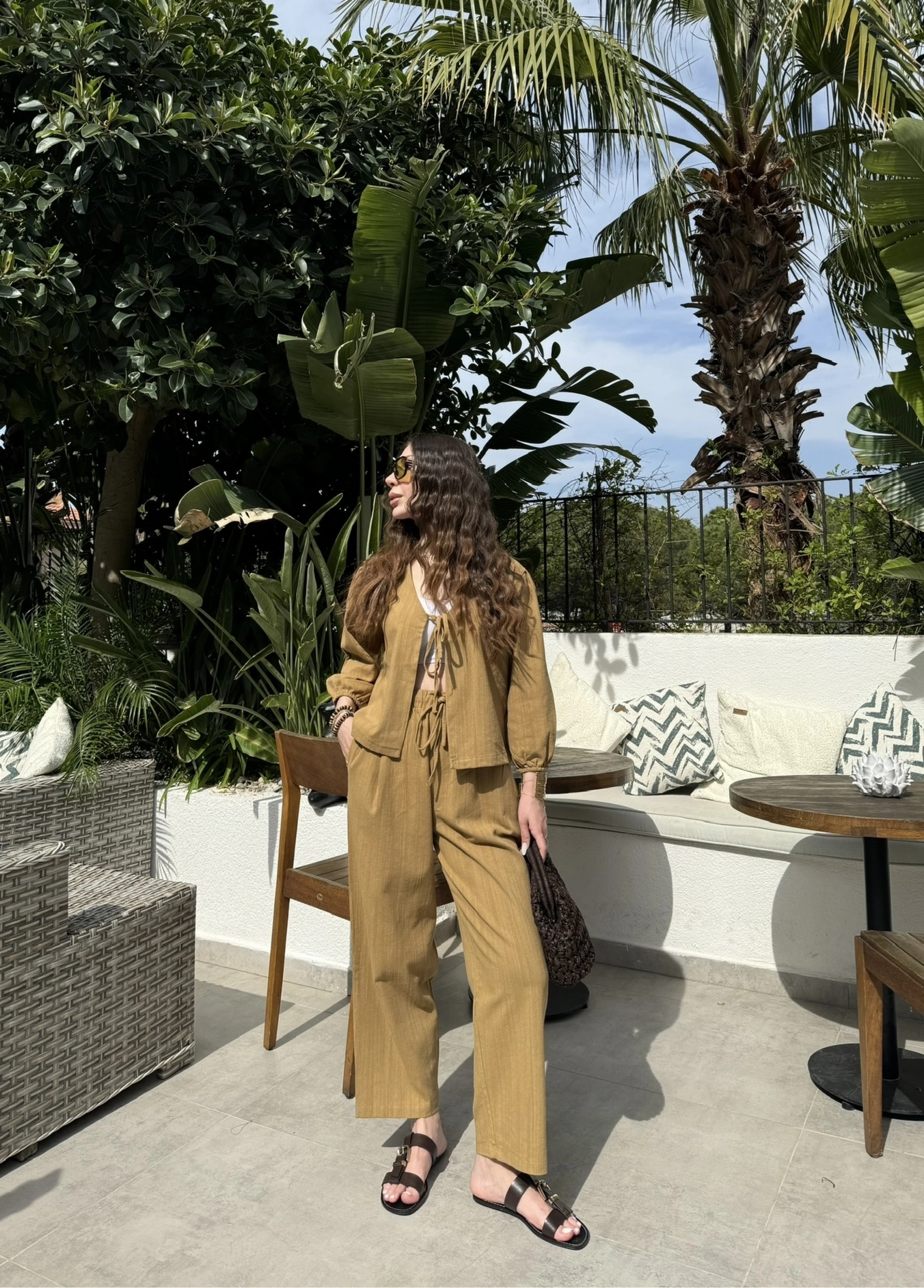 Diana Önü Bağlamalı Kısa Keten Yağ Yeşili Kimono Takım