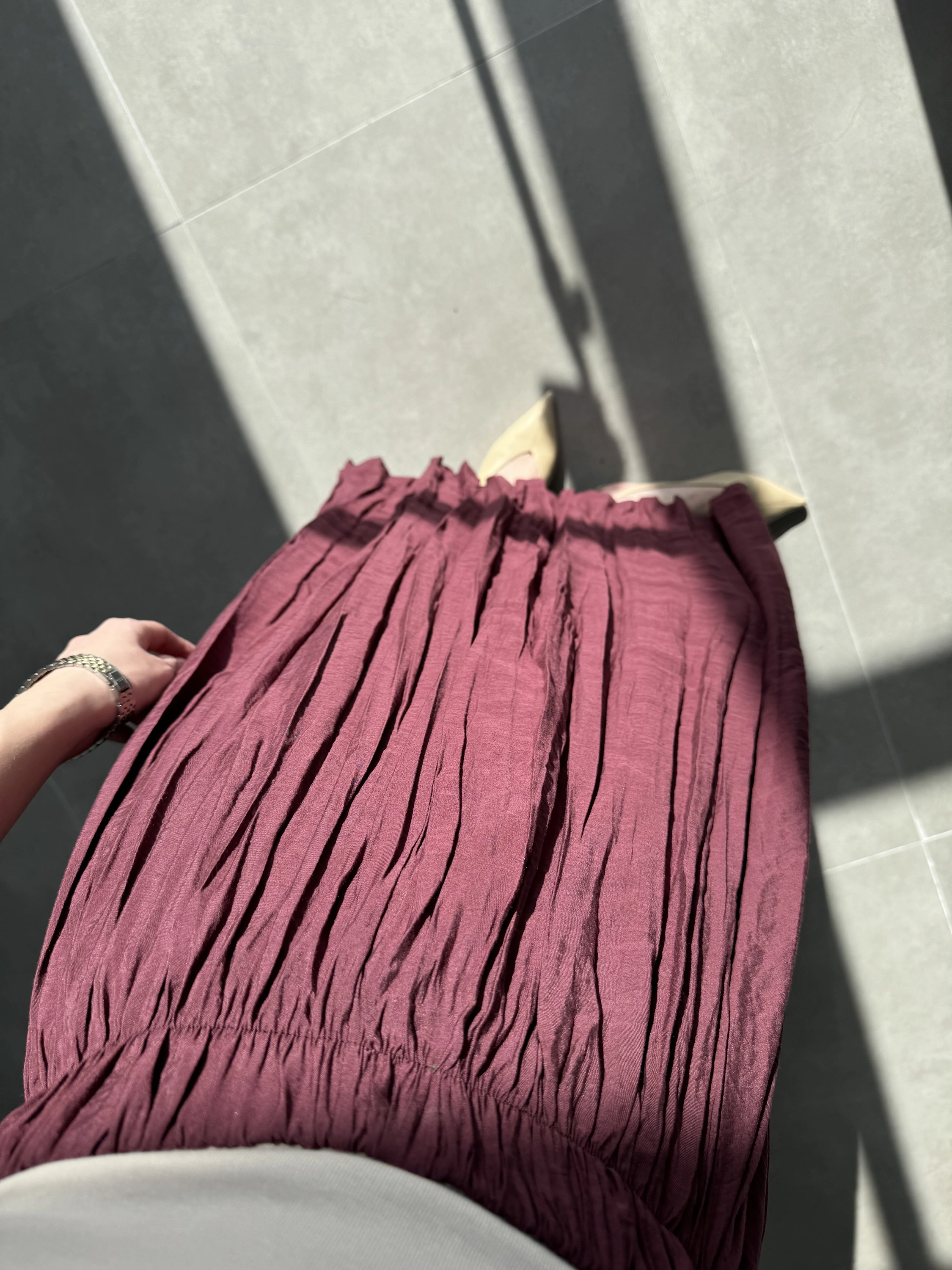 Beli Lastikli Bordo Tensel Kırışık Etek