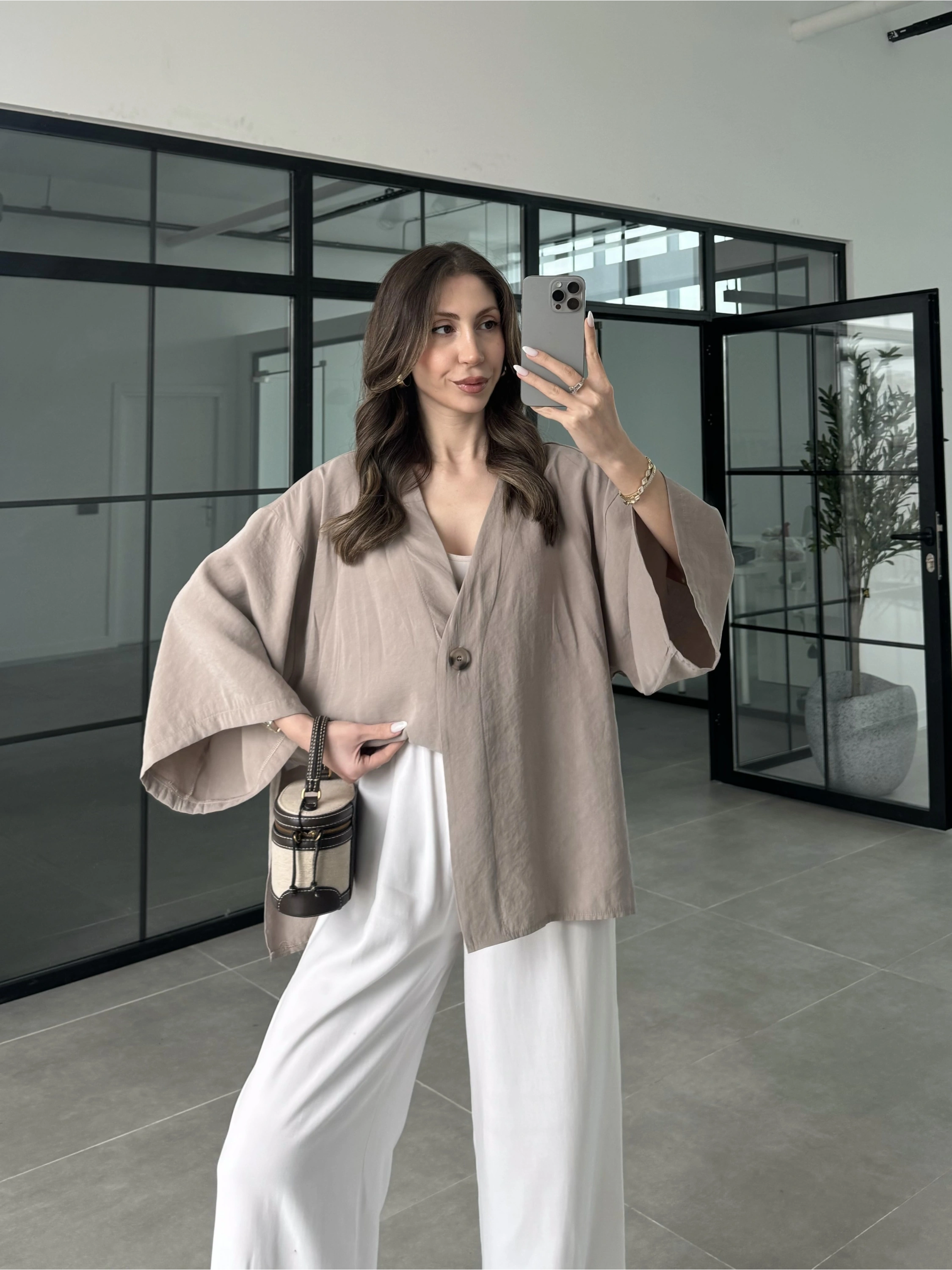 Sofi Tek Düğme Oversize Tensel Vizon Gömlek