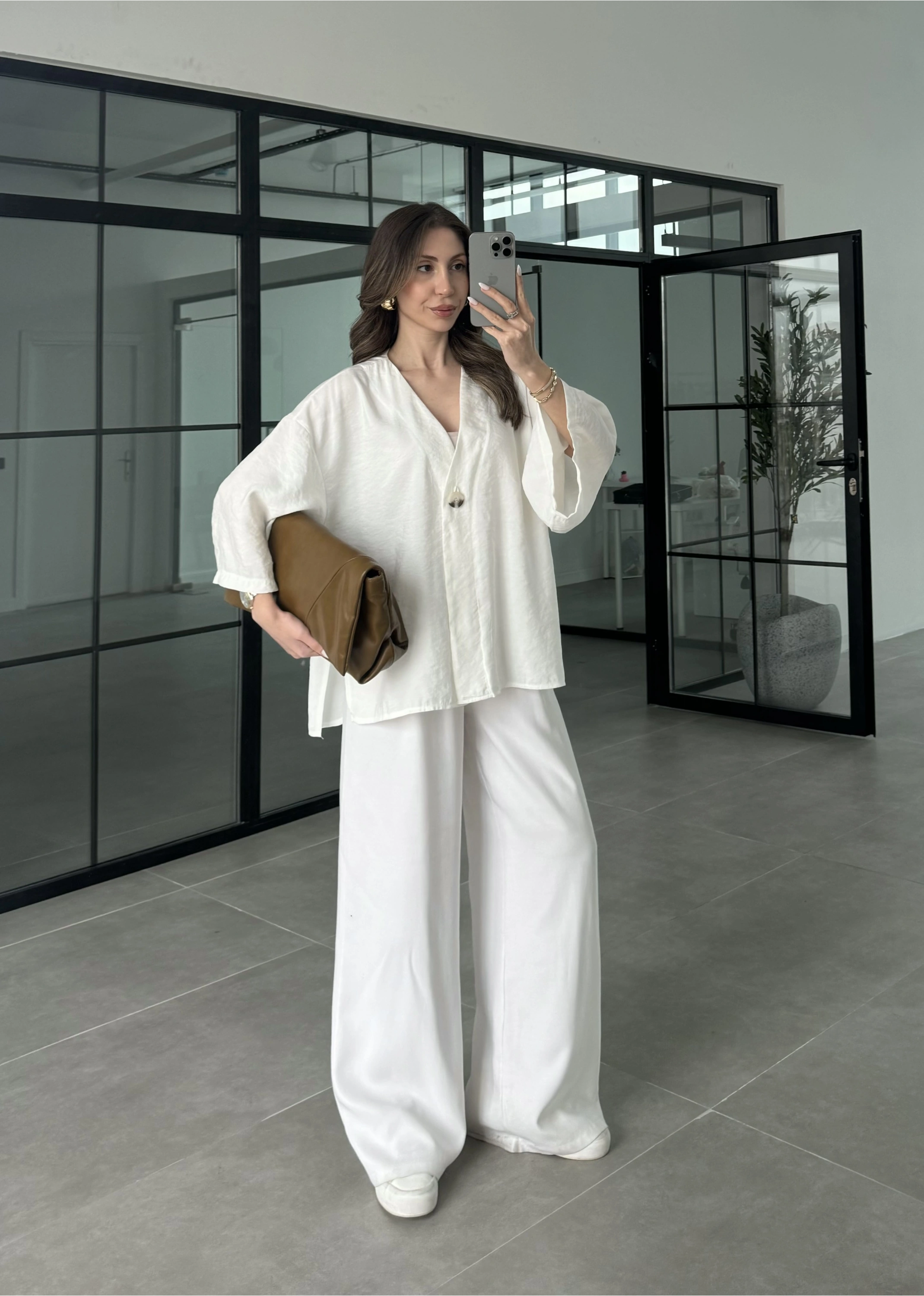 Sofi Tek Düğme Oversize Tensel Beyaz Gömlek
