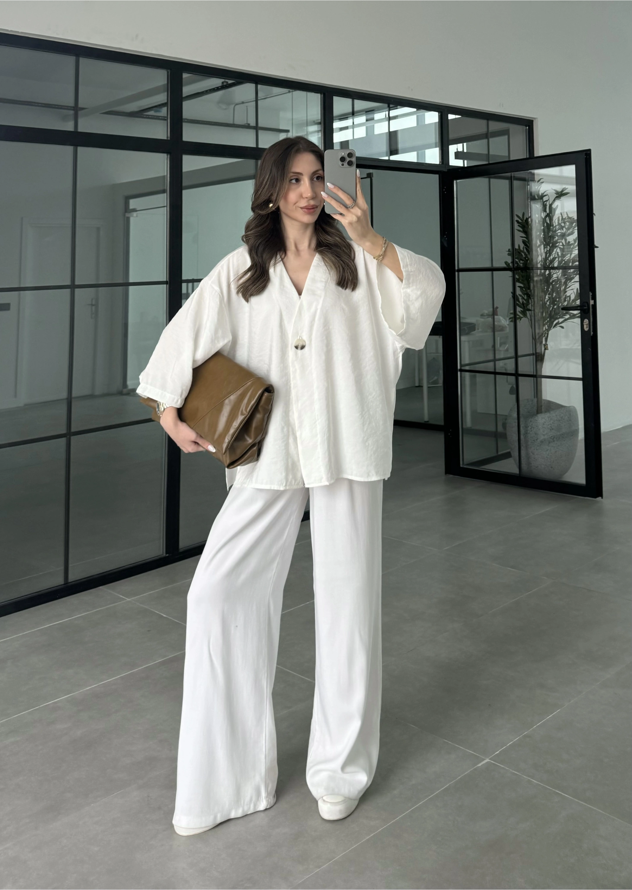 Sofi Tek Düğme Oversize Tensel Beyaz Gömlek