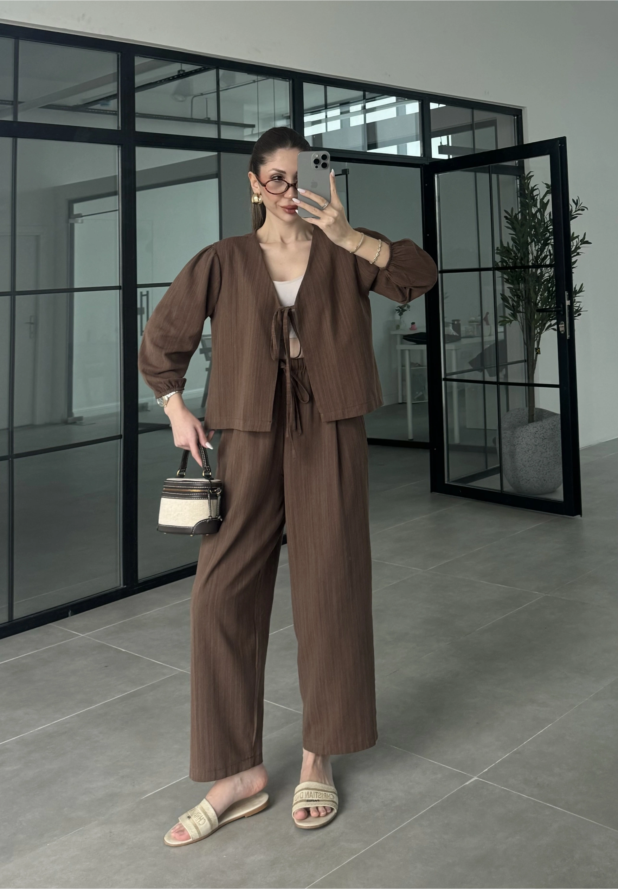 Diana Önü Bağlamalı Kısa Keten Kahve Kimono Takım