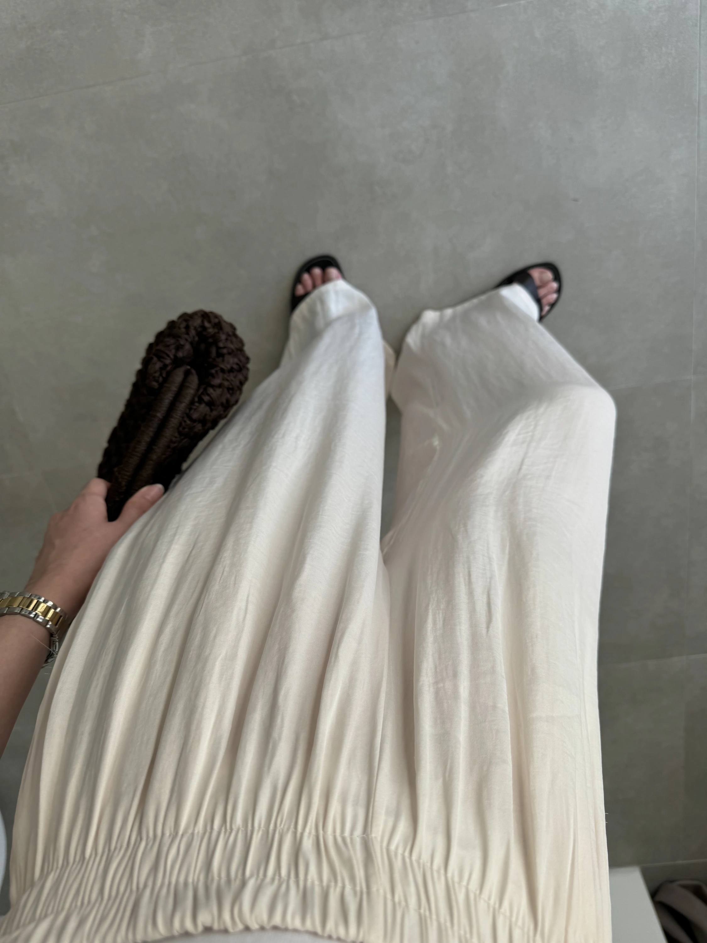 Beli Lastikli Ekru Tiril Pantolon