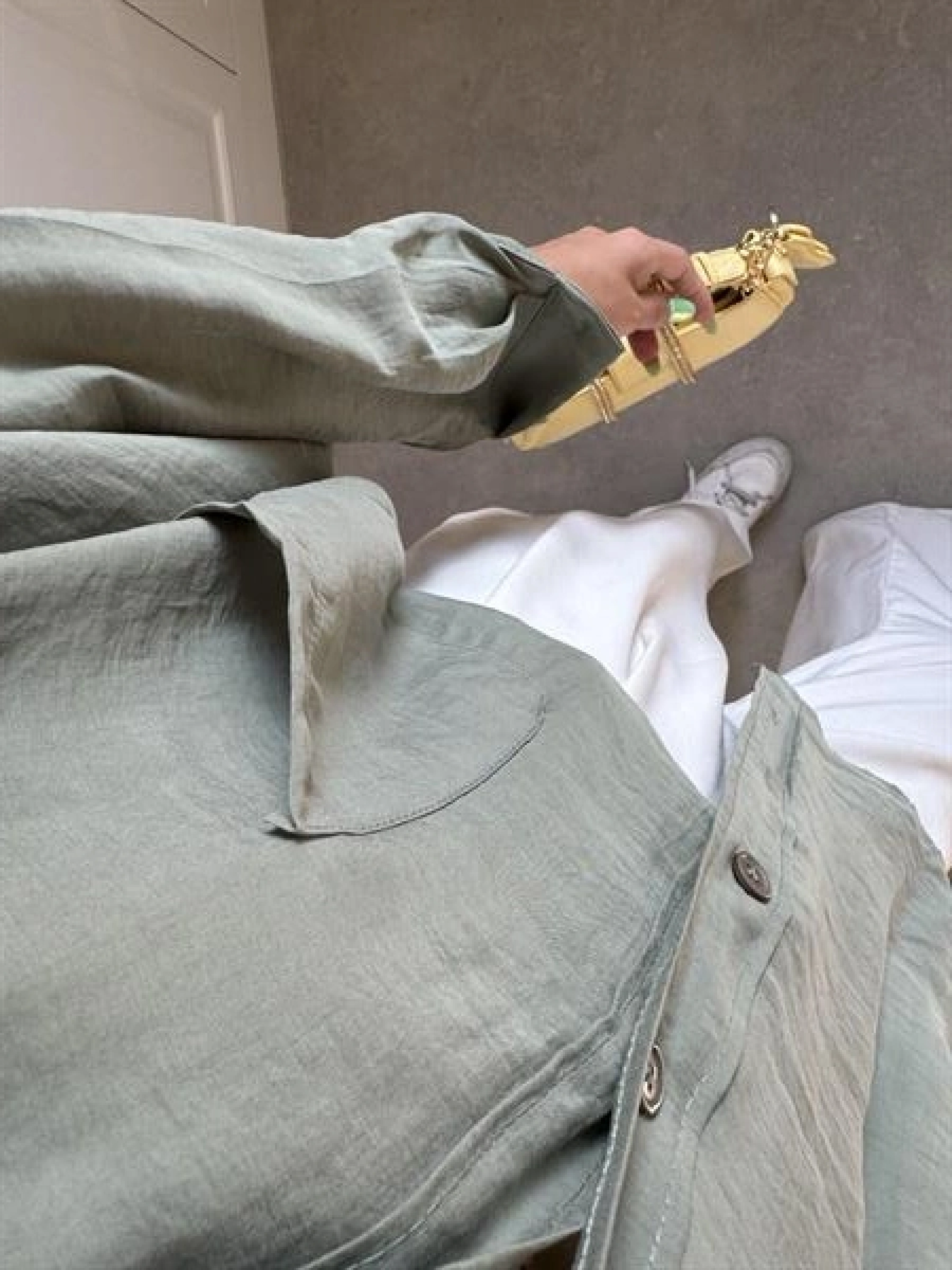 Çağla Yeşili Oversize Tensel Gömlek