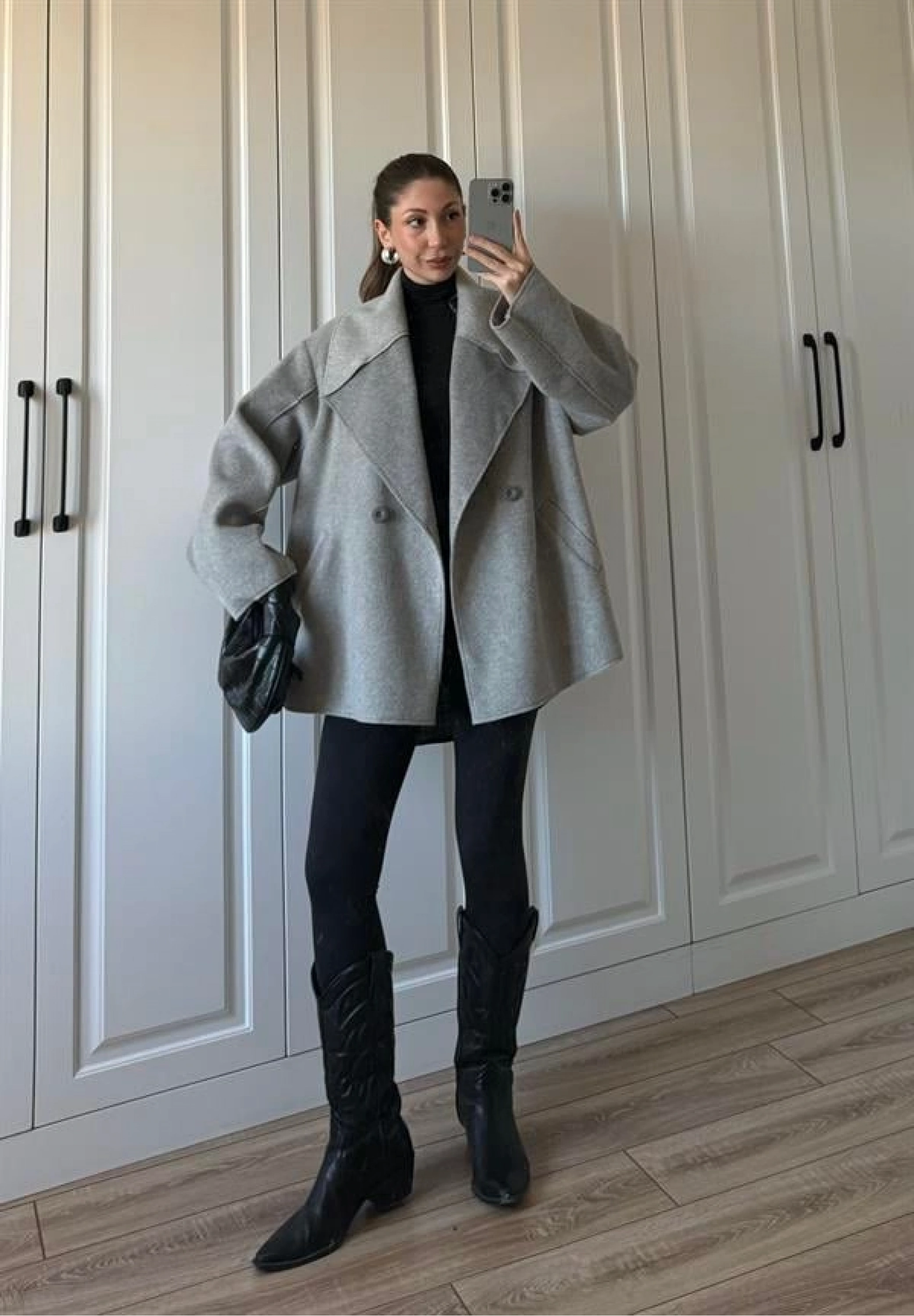 Geniş Yaka Oversize Gri Kaban