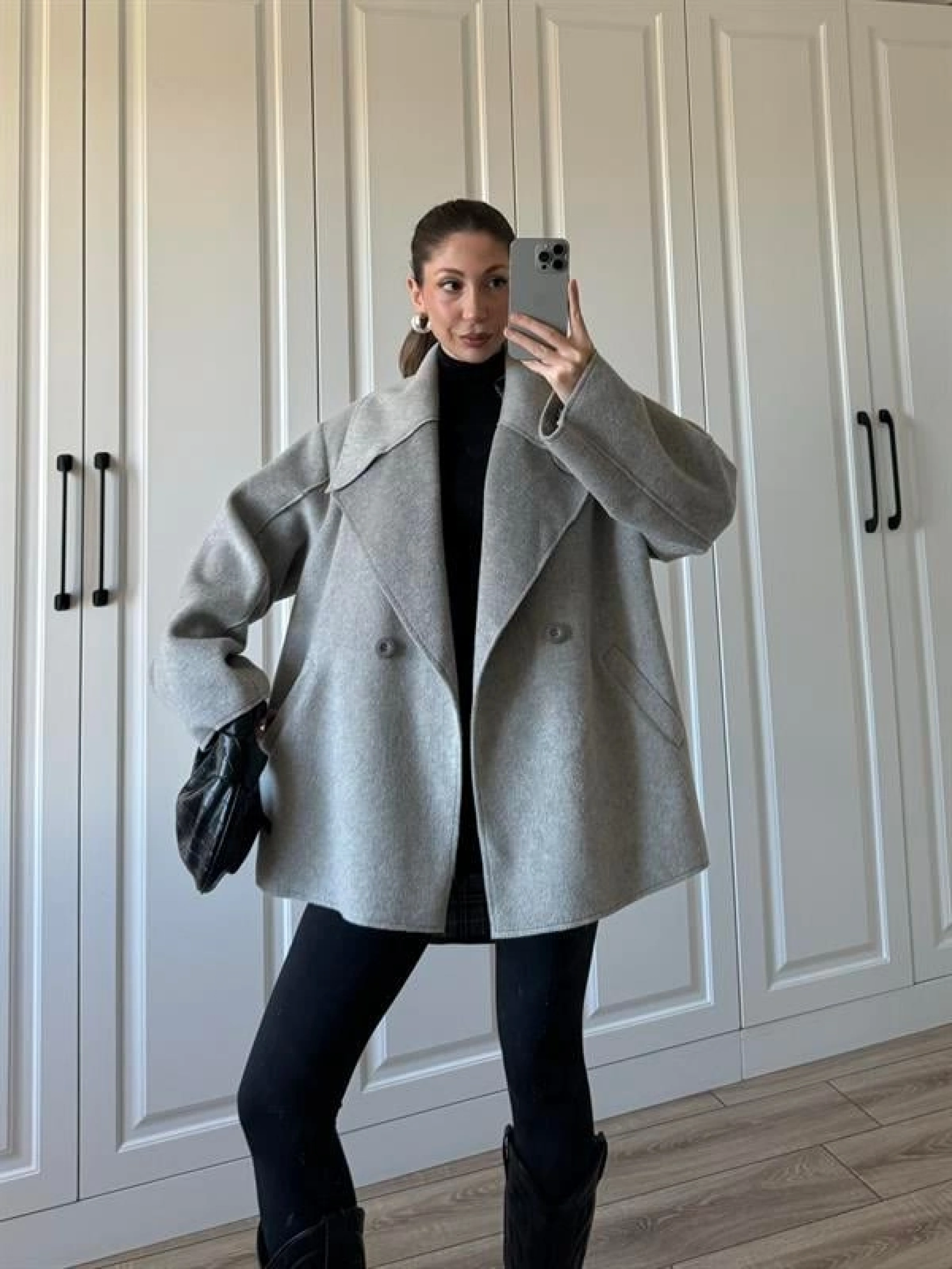 Geniş Yaka Oversize Gri Kaban