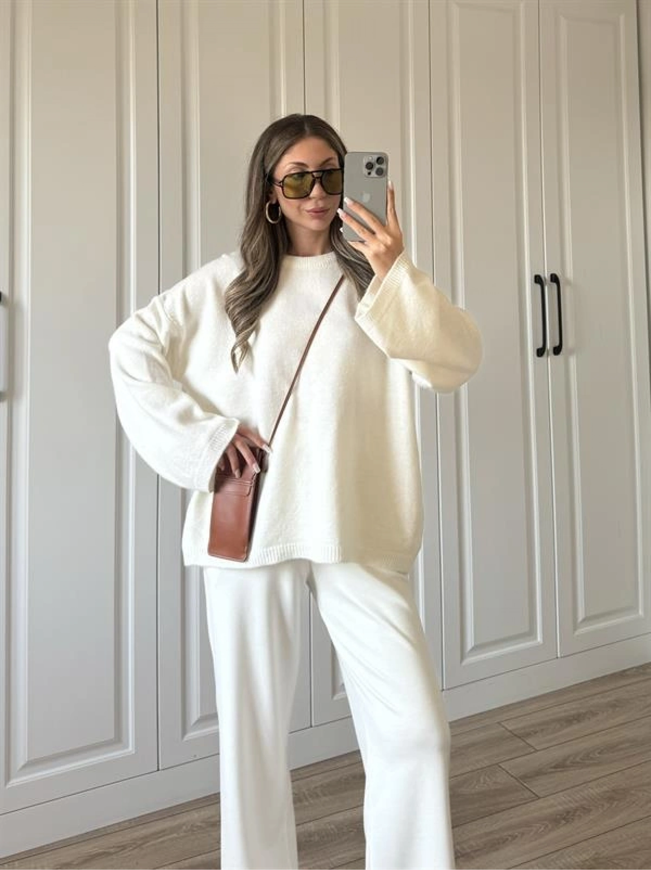 Lia Ekru Pinterest Kazak