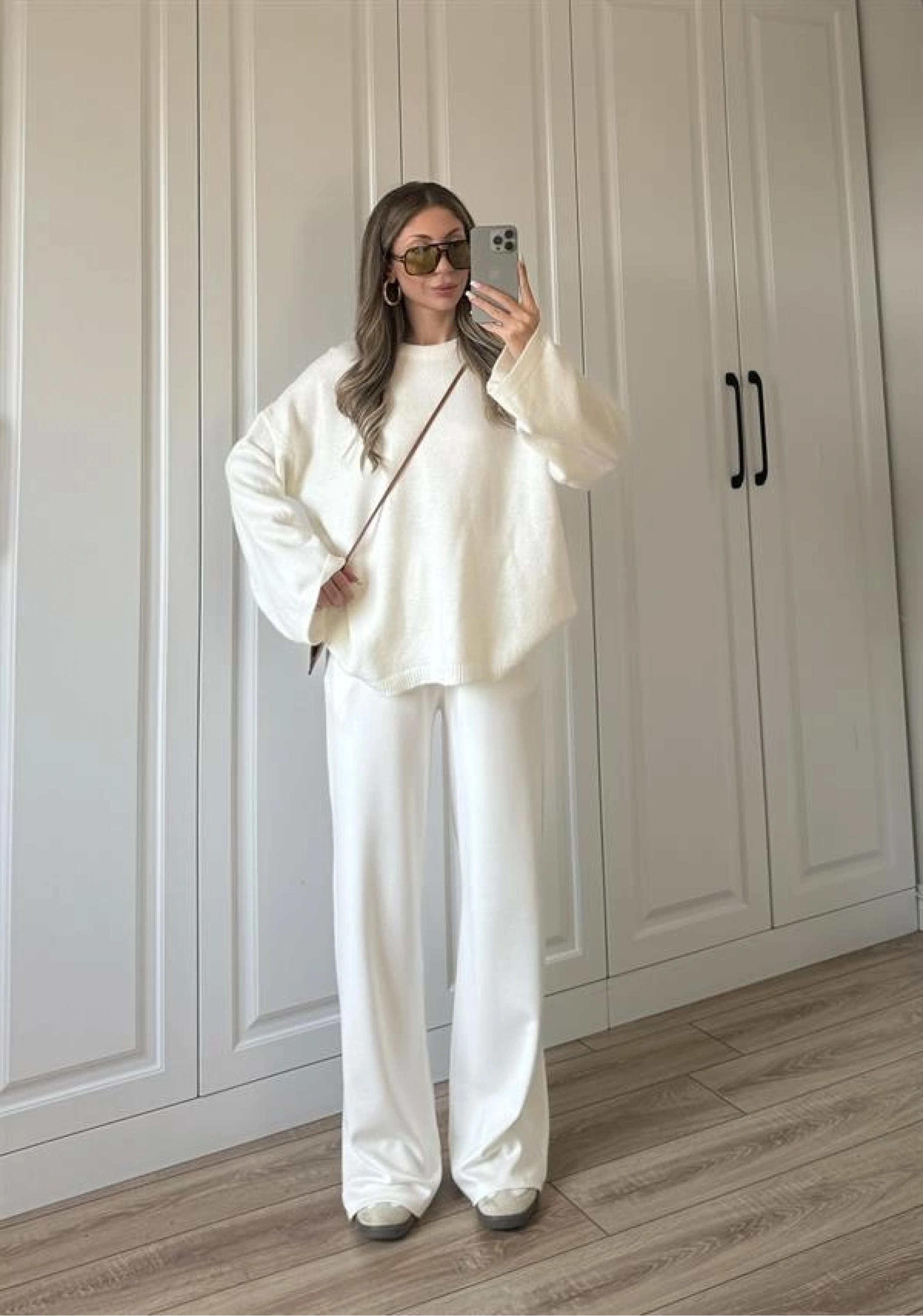 Lia Ekru Pinterest Kazak