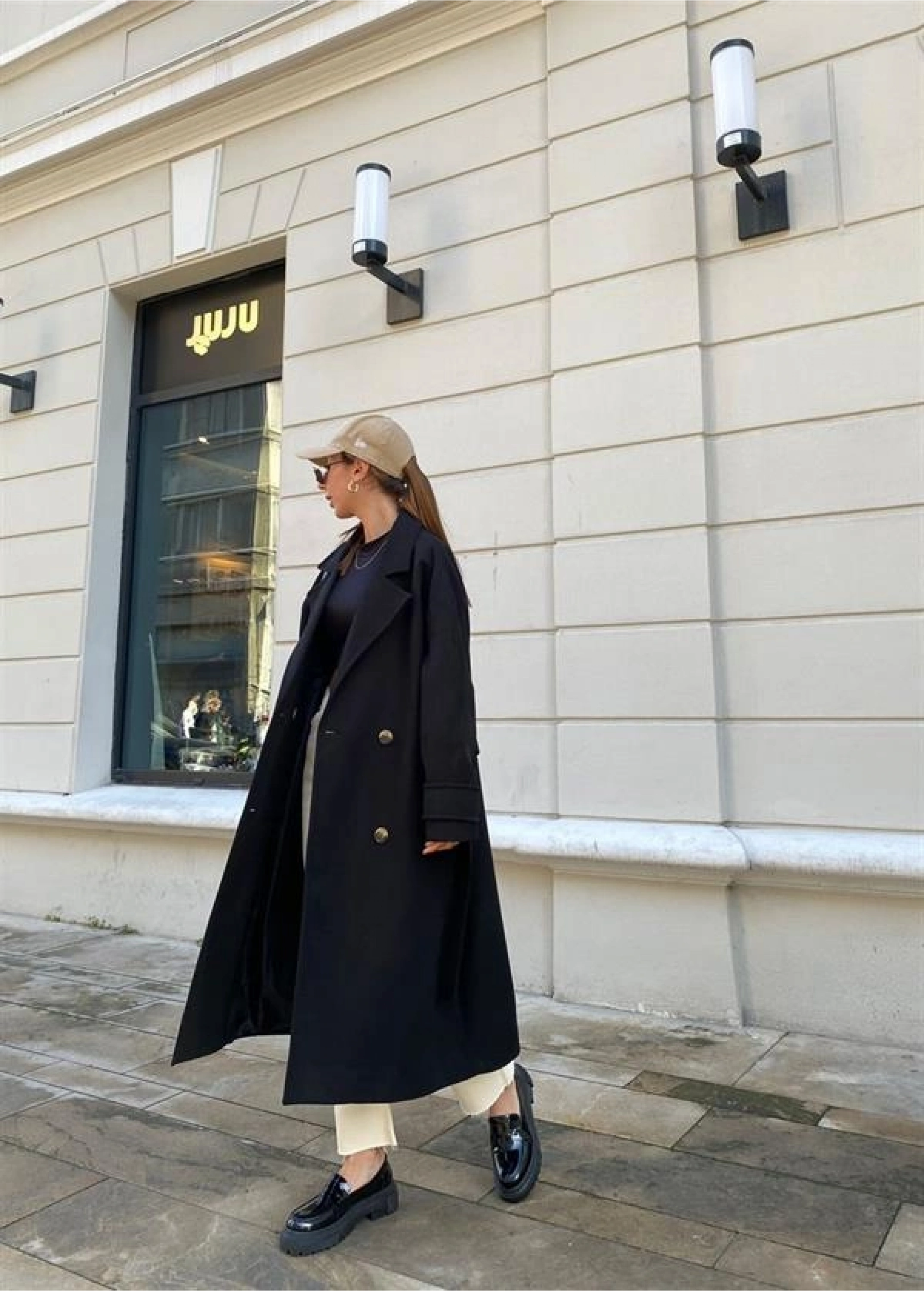 Mango Model Premium Kuşaklı Siyah Oversize Kaban