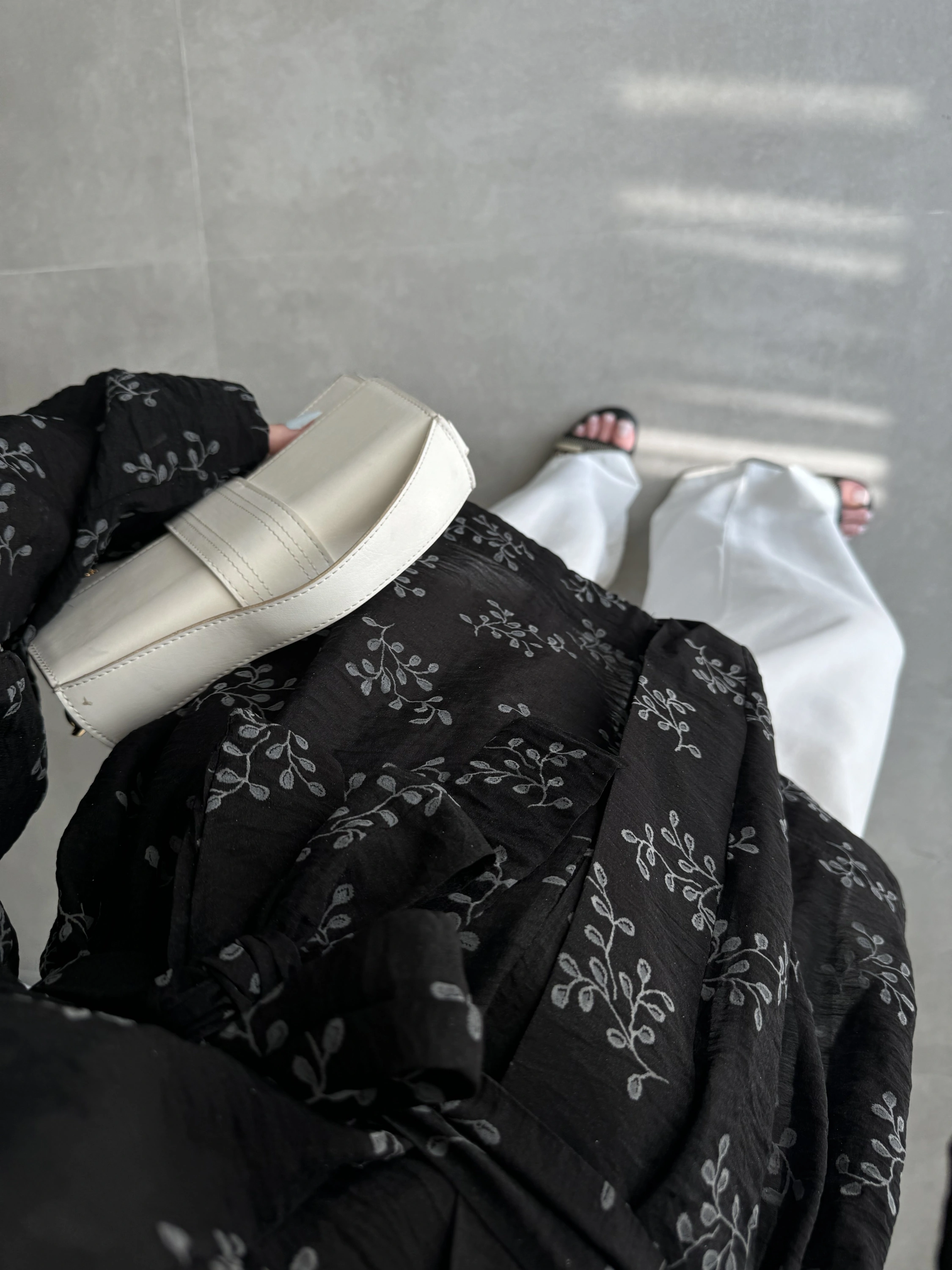 Nakış Baskılı Kuşaklı Siyah Kimono