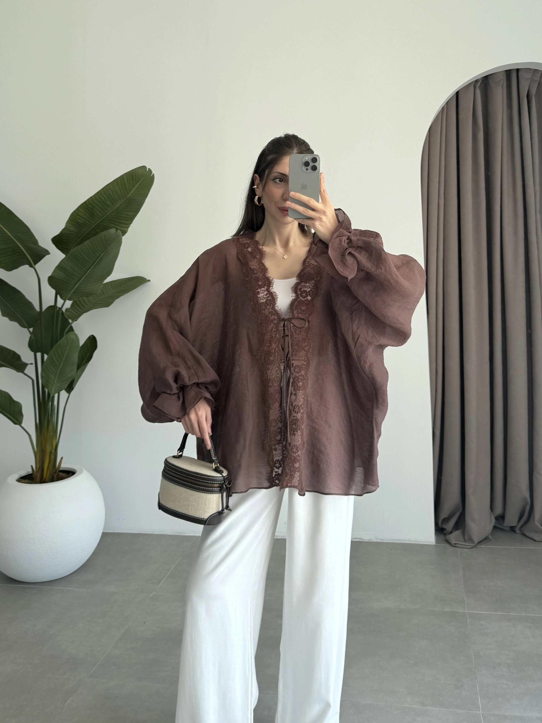 Pera Dantelli Koyu Kahve Kimono Gömlek