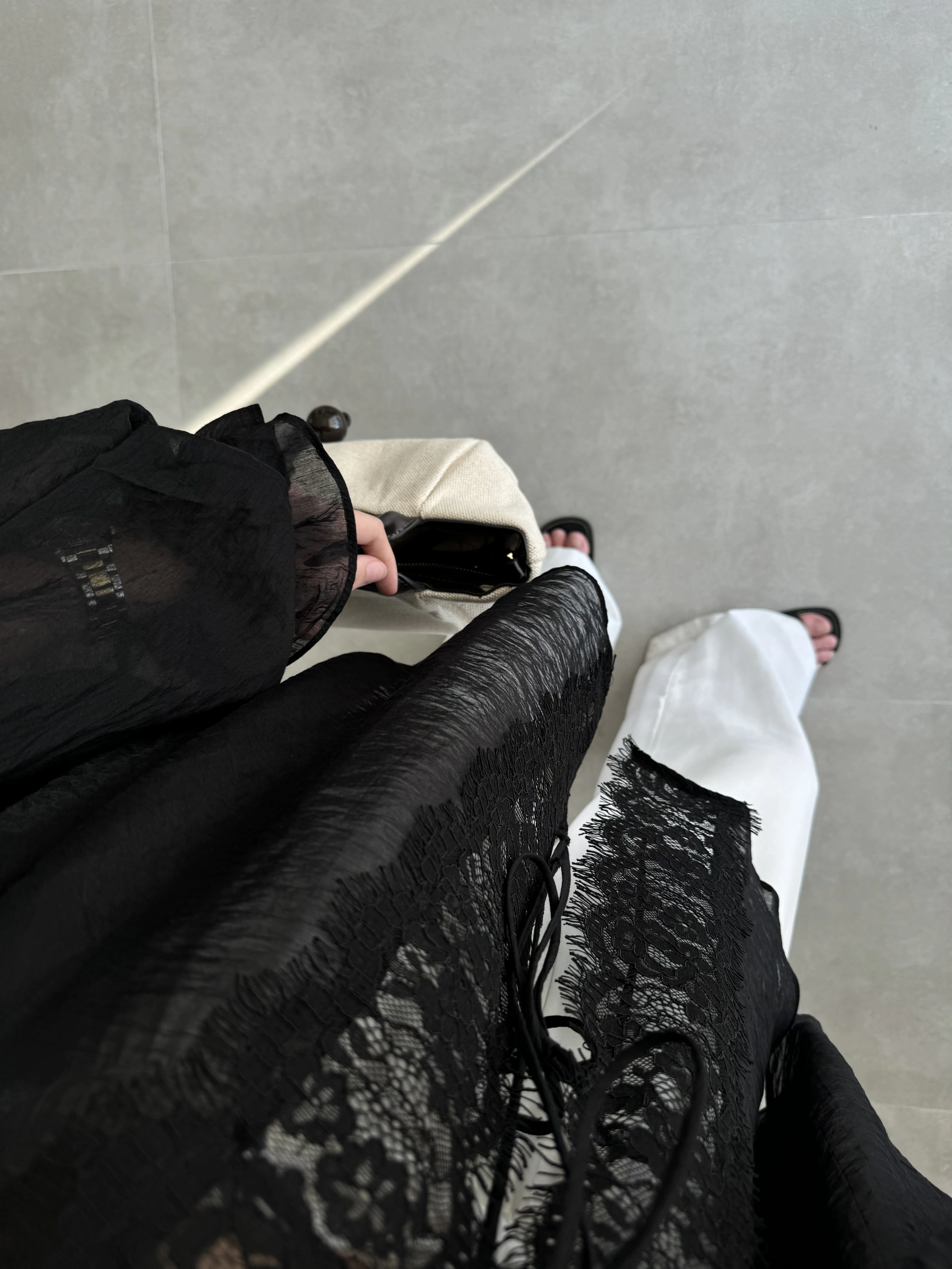 Pera Dantelli Siyah Kimono Gömlek