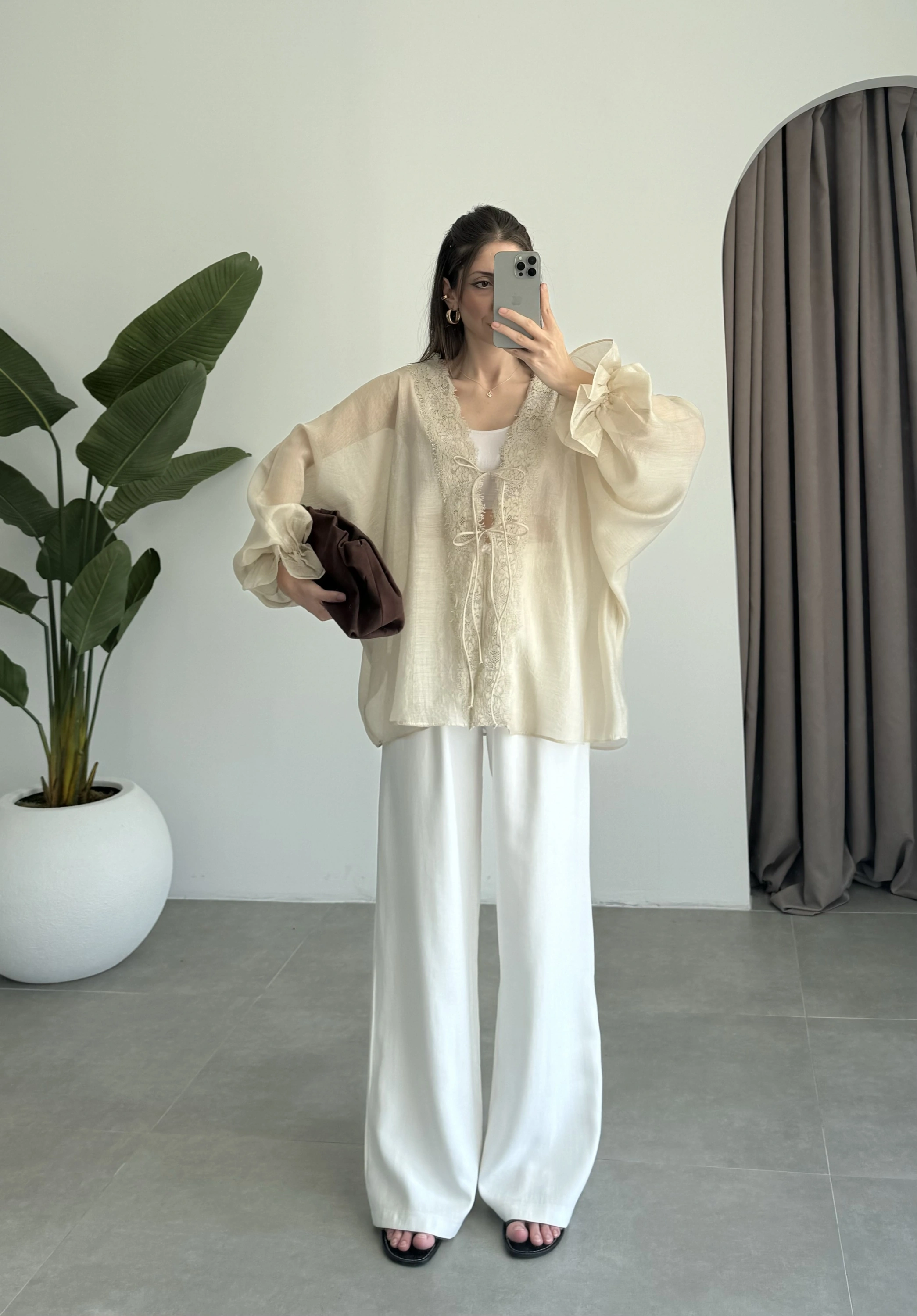 Pera Dantelli Taş Kimono Gömlek
