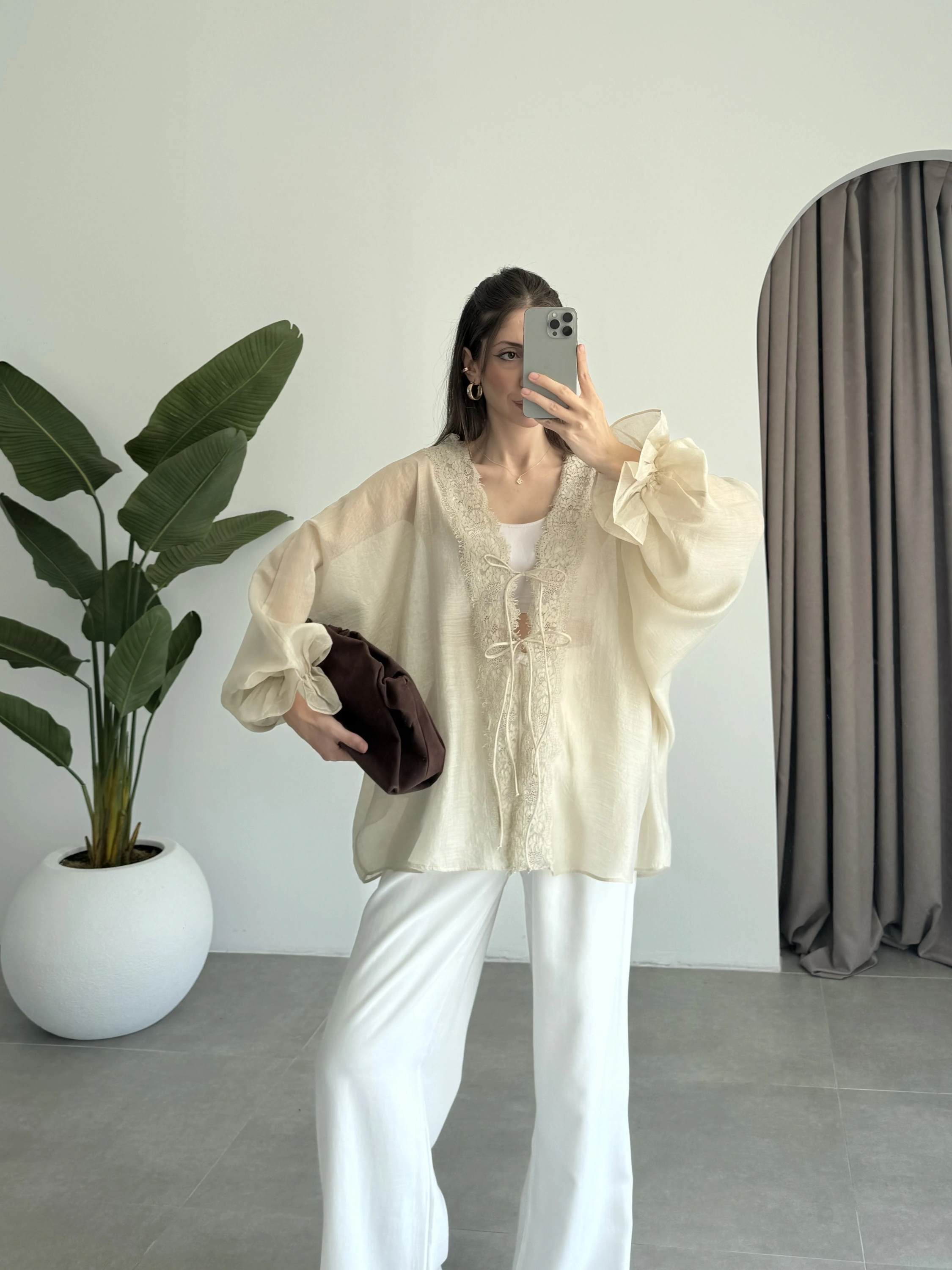 Pera Dantelli Taş Kimono Gömlek
