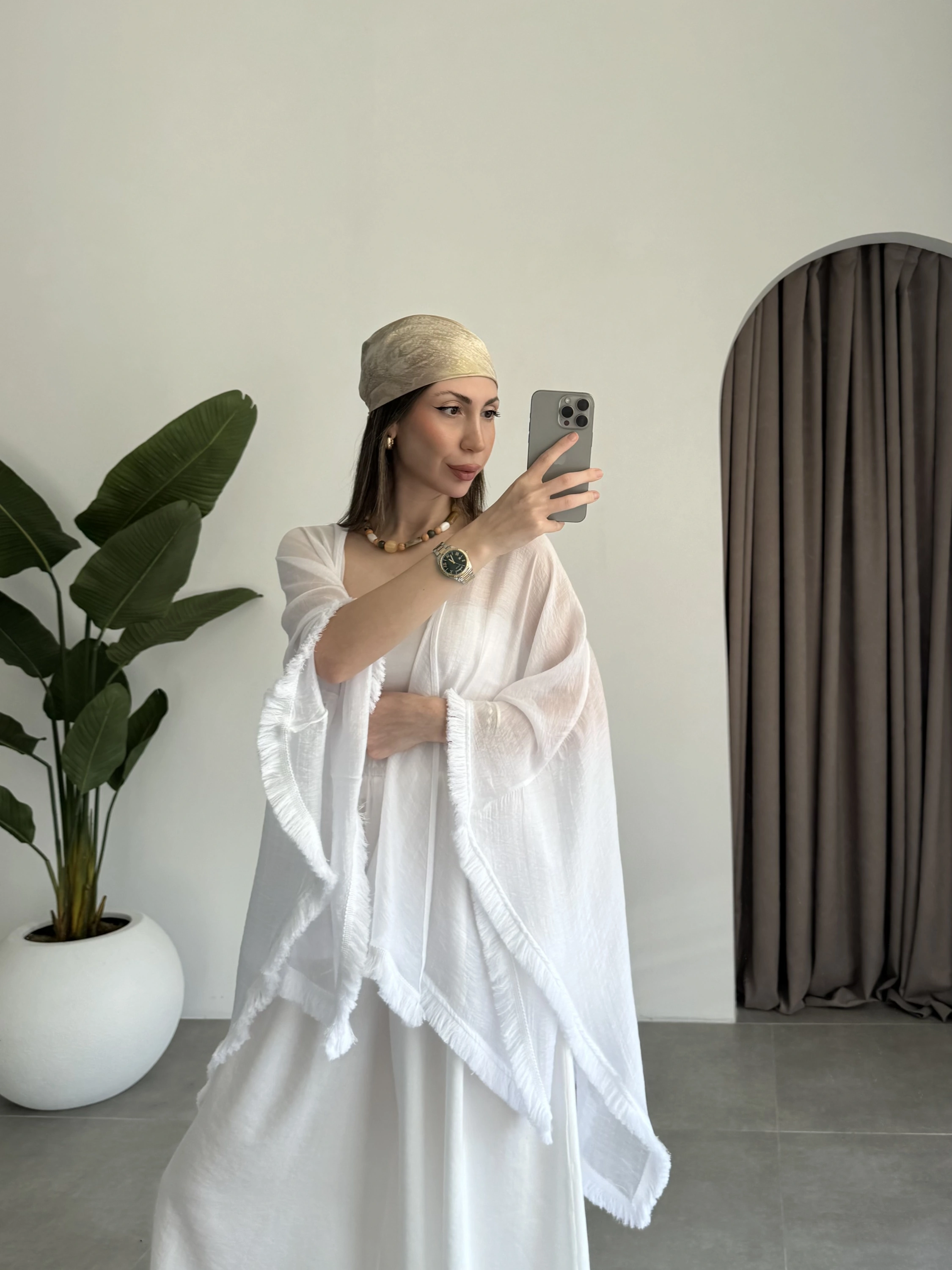 Püsküllü Kuşaklı Beyaz Kimono