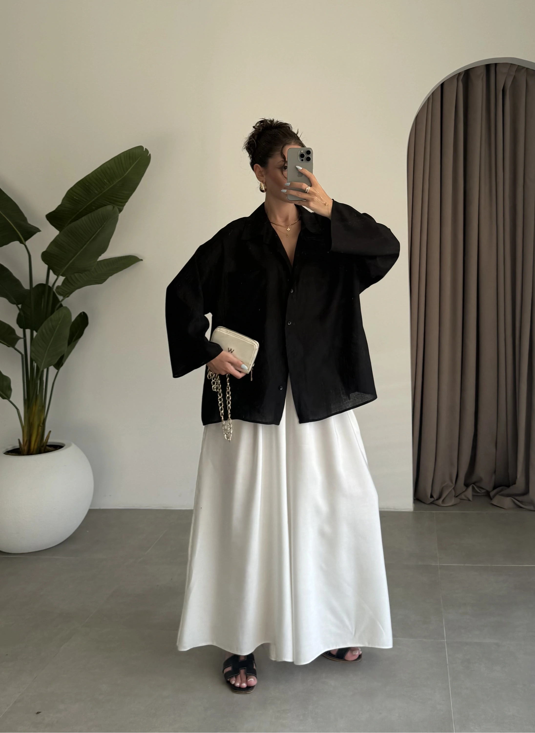 Tek Cepli Keten Oversize Siyah Gömlek